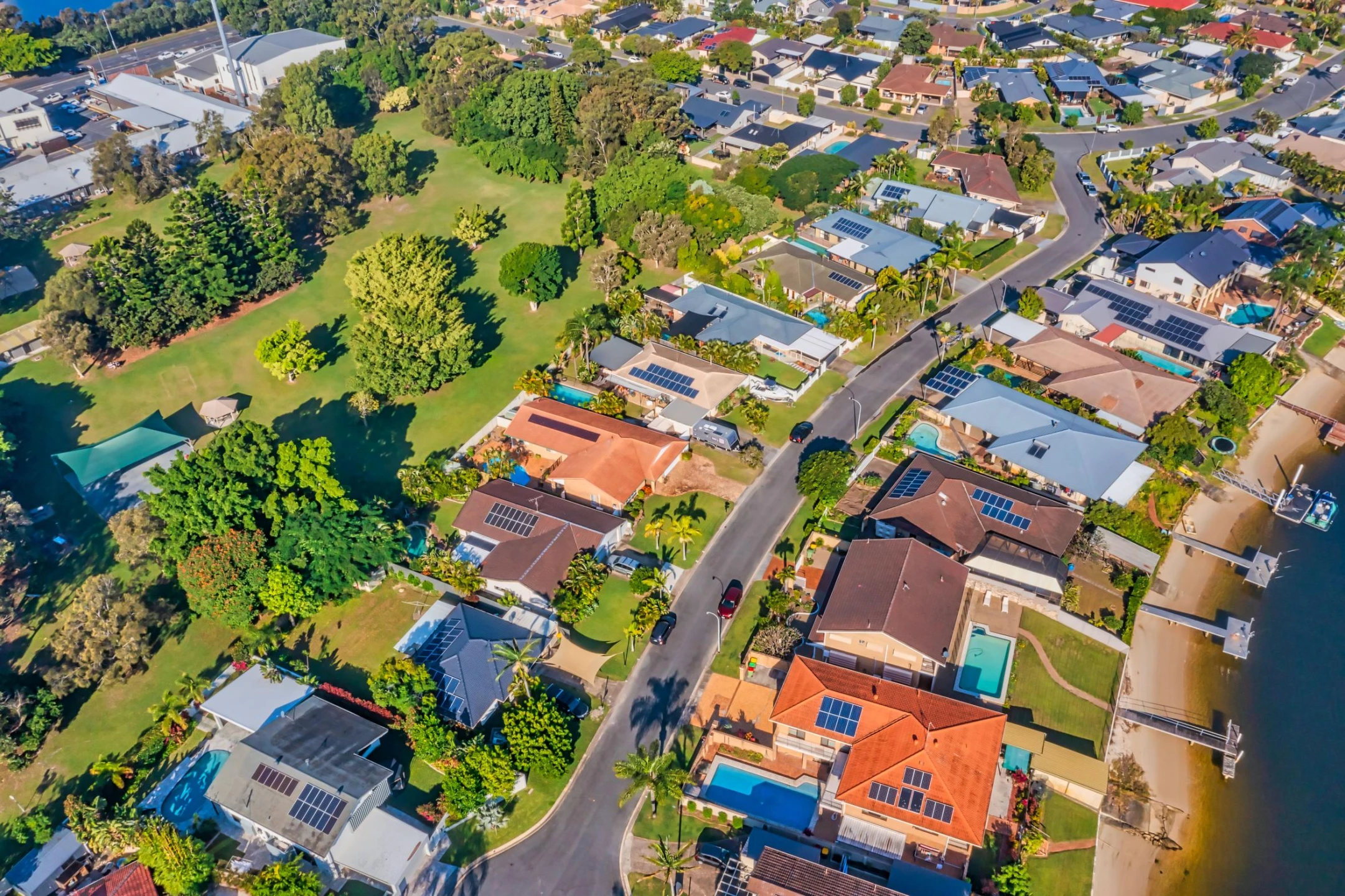 17 Oriana Drive, Mermaid Waters QLD 4218, Mermaid Waters - Thumbnail 6