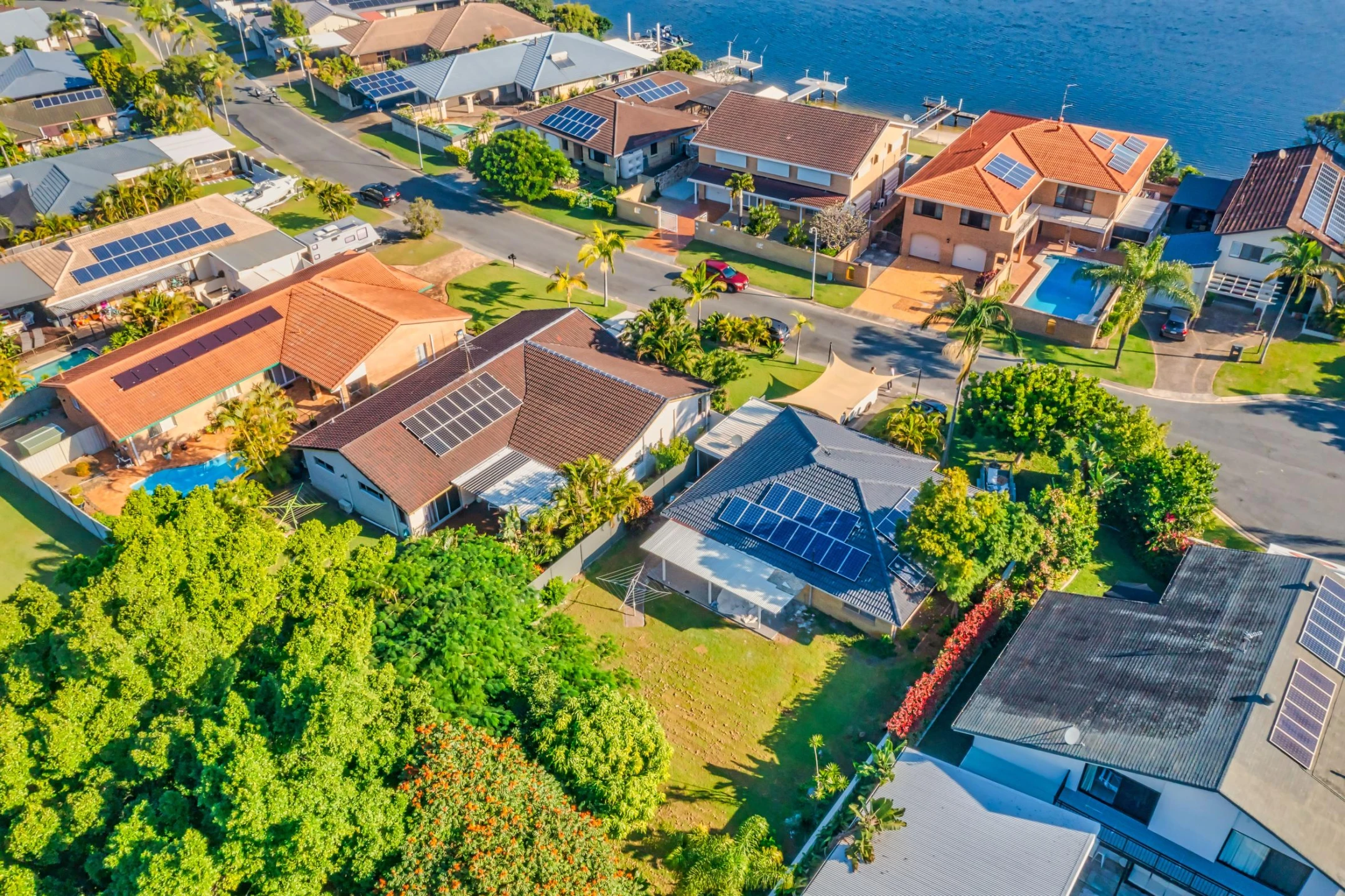 17 Oriana Drive, Mermaid Waters QLD 4218, Mermaid Waters - Thumbnail 8