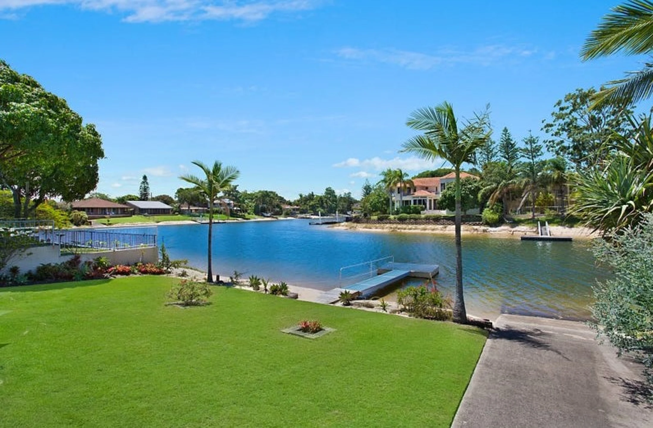 37 Park Avenue, Broadbeach Waters QLD 4218, Broadbeach Waters - Thumbnail 4