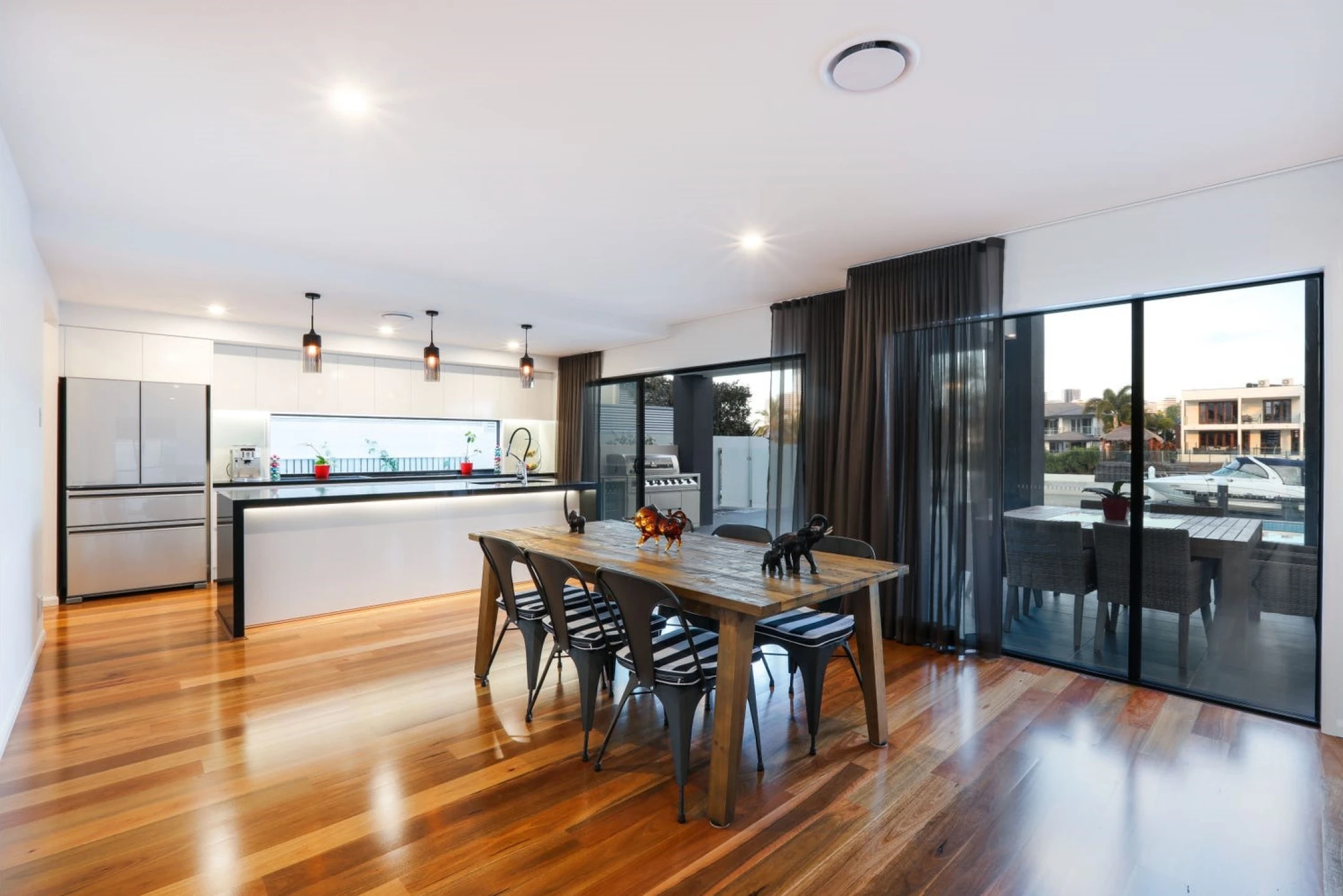 7 Beverley Crescent, Broadbeach Waters QLD 4218, Broadbeach Waters - Thumbnail 7