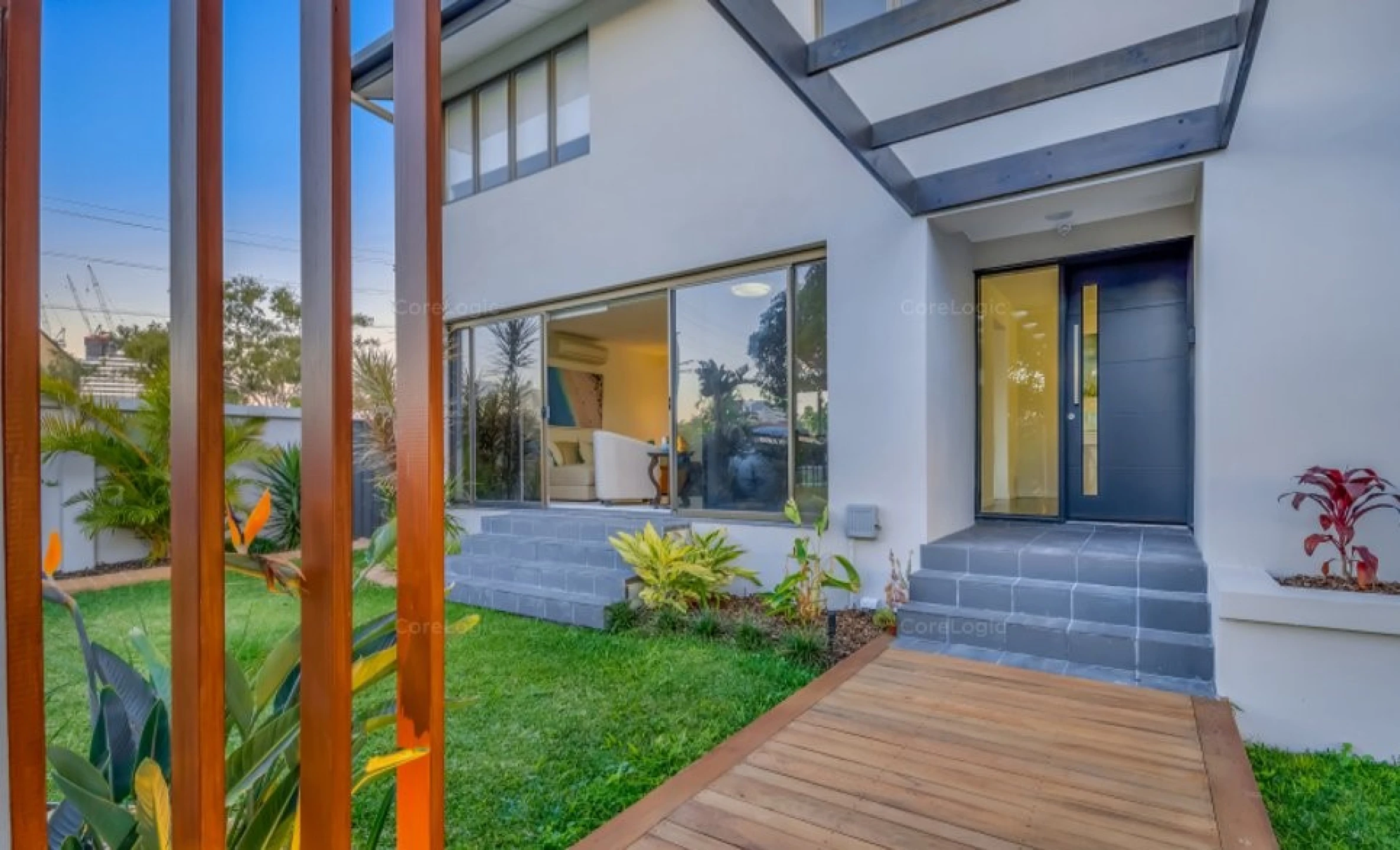 37 Sonder Street, Broadbeach Waters QLD 4218, Broadbeach Waters - Thumbnail 4