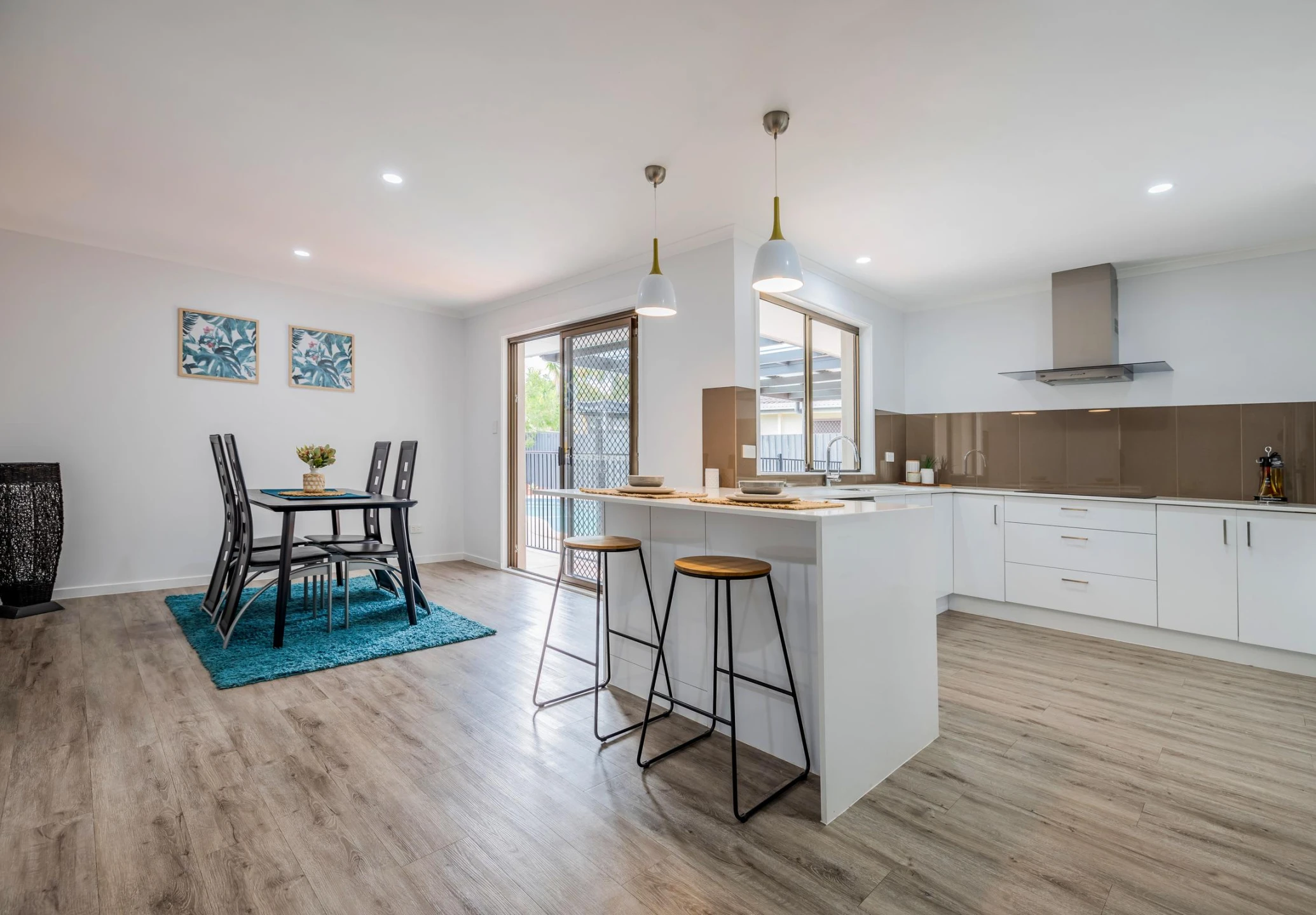 8 Firmin Court, Mermaid Waters QLD 4218, Mermaid Waters - Thumbnail 4