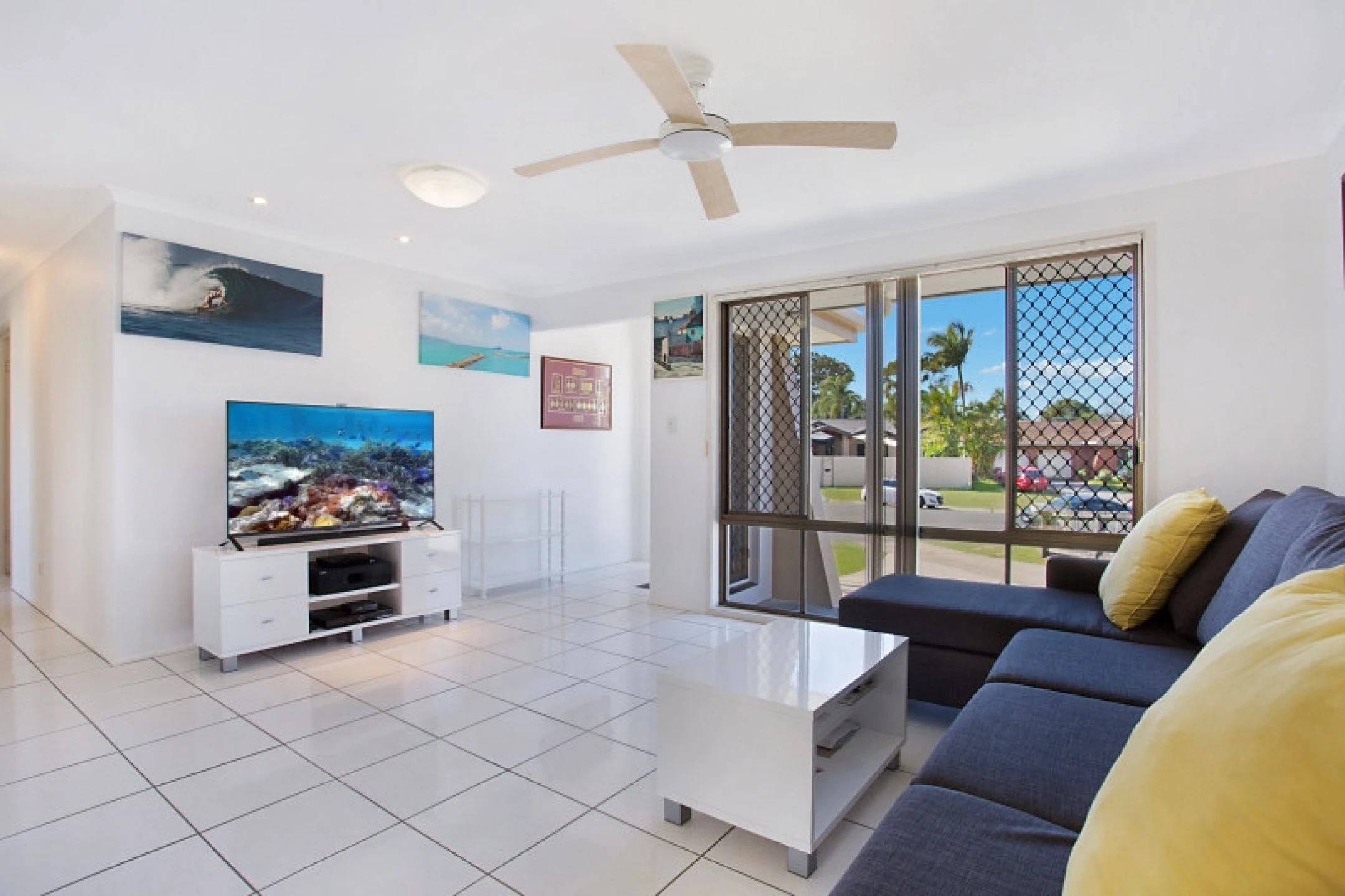 10 Wanderer Avenue, Mermaid Waters QLD 4218, Mermaid Waters - Thumbnail 4