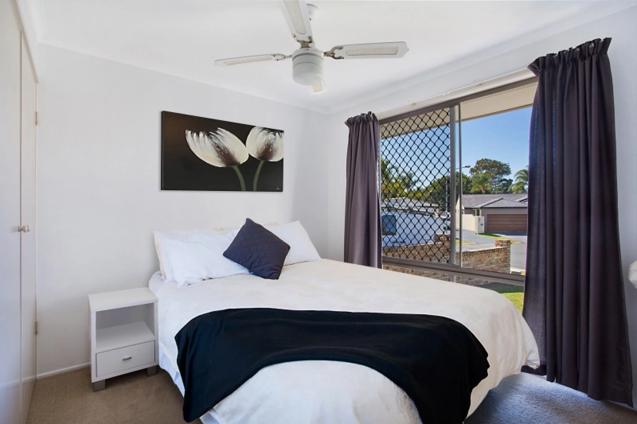10 Wanderer Avenue, Mermaid Waters QLD 4218, Mermaid Waters - Thumbnail 8