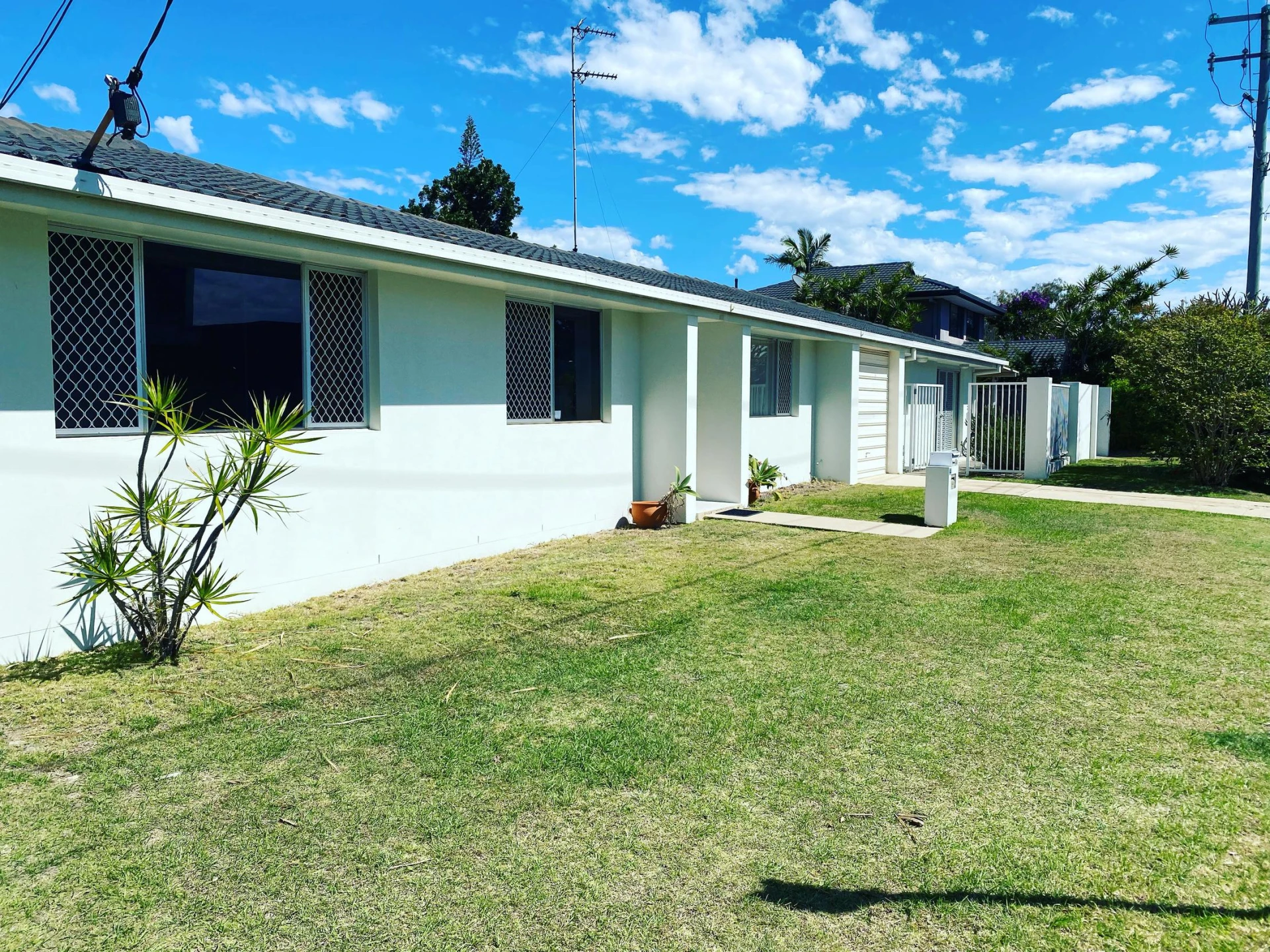 44 Bordeaux Parade, Mermaid Waters QLD 4218, Mermaid Waters - Thumbnail 5