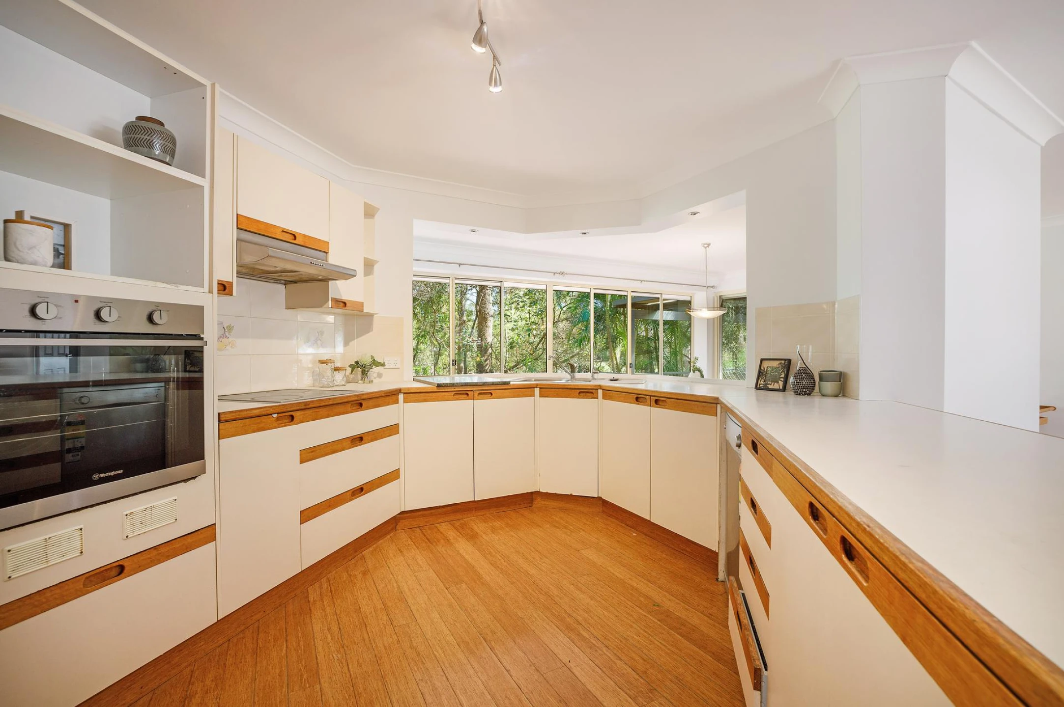 16 Chantilly Place, Robina QLD 4226, Robina - Thumbnail 6