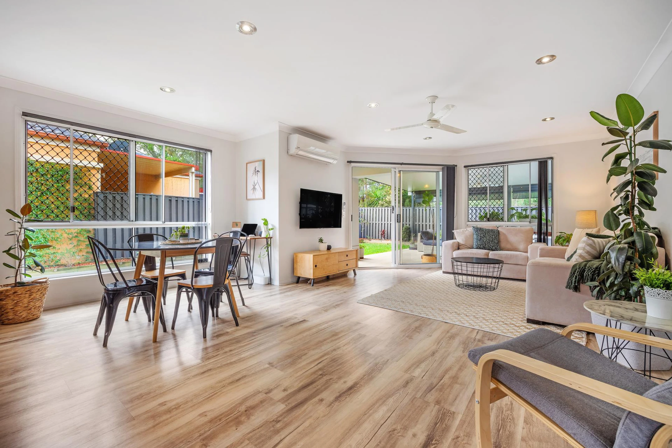 24 Tuggerah Close, Robina QLD 4226, Robina - Thumbnail 2