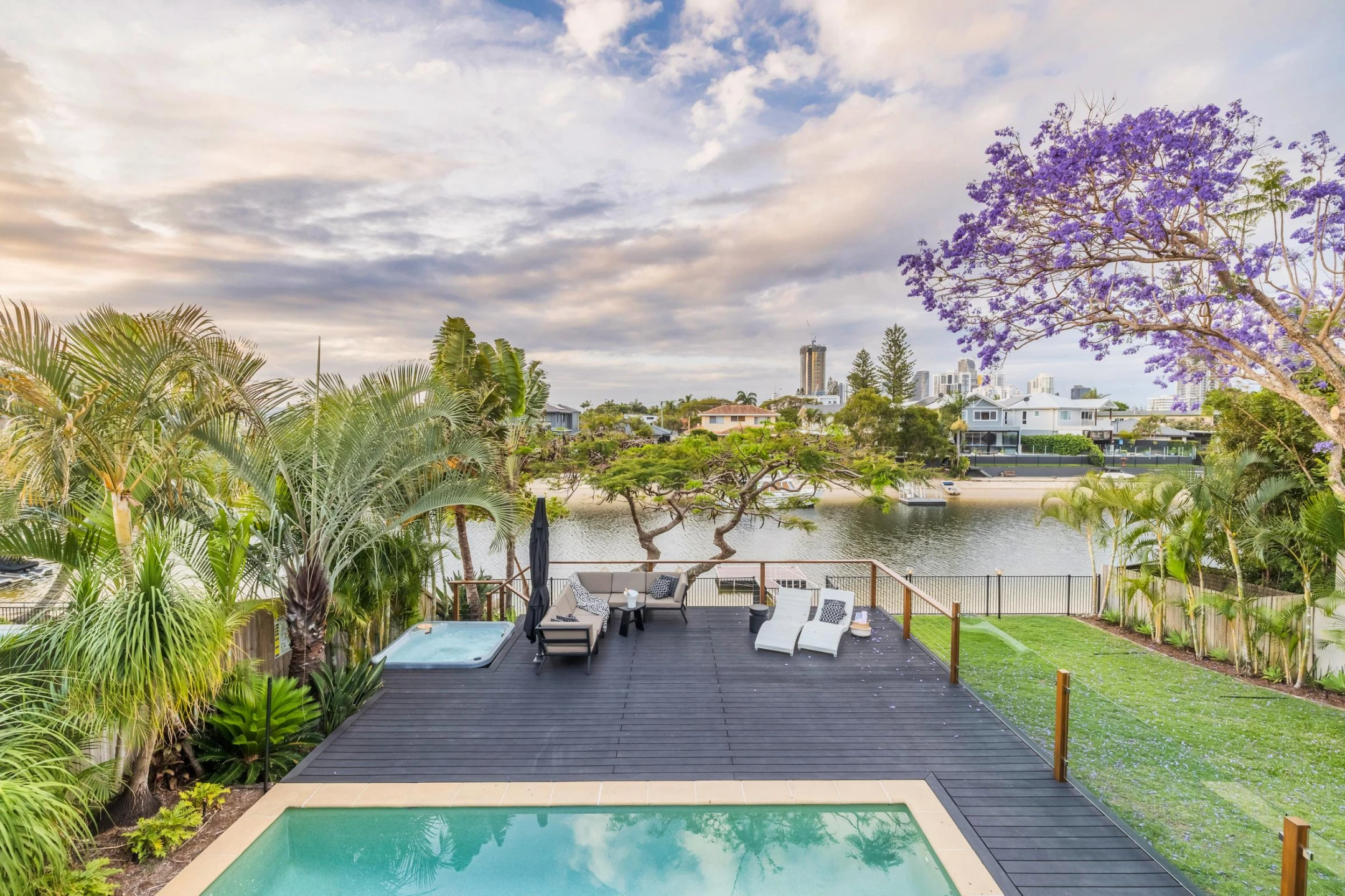 28 Gretel Drive, Mermaid Waters QLD 4218, Mermaid Waters - Thumbnail 2