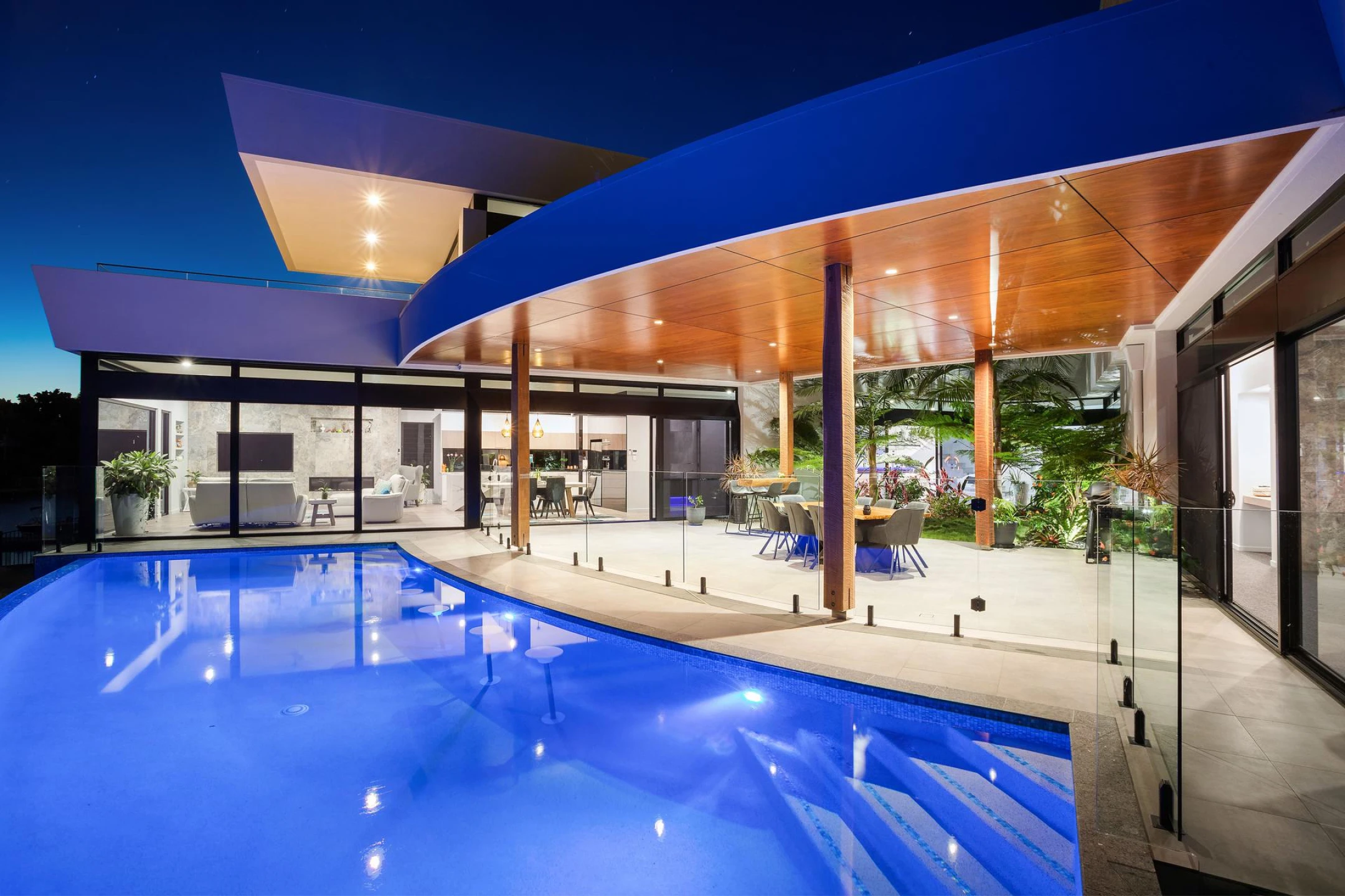 62 Lakeview Boulevard, Mermaid Waters QLD 4218, Mermaid Waters - Thumbnail 4