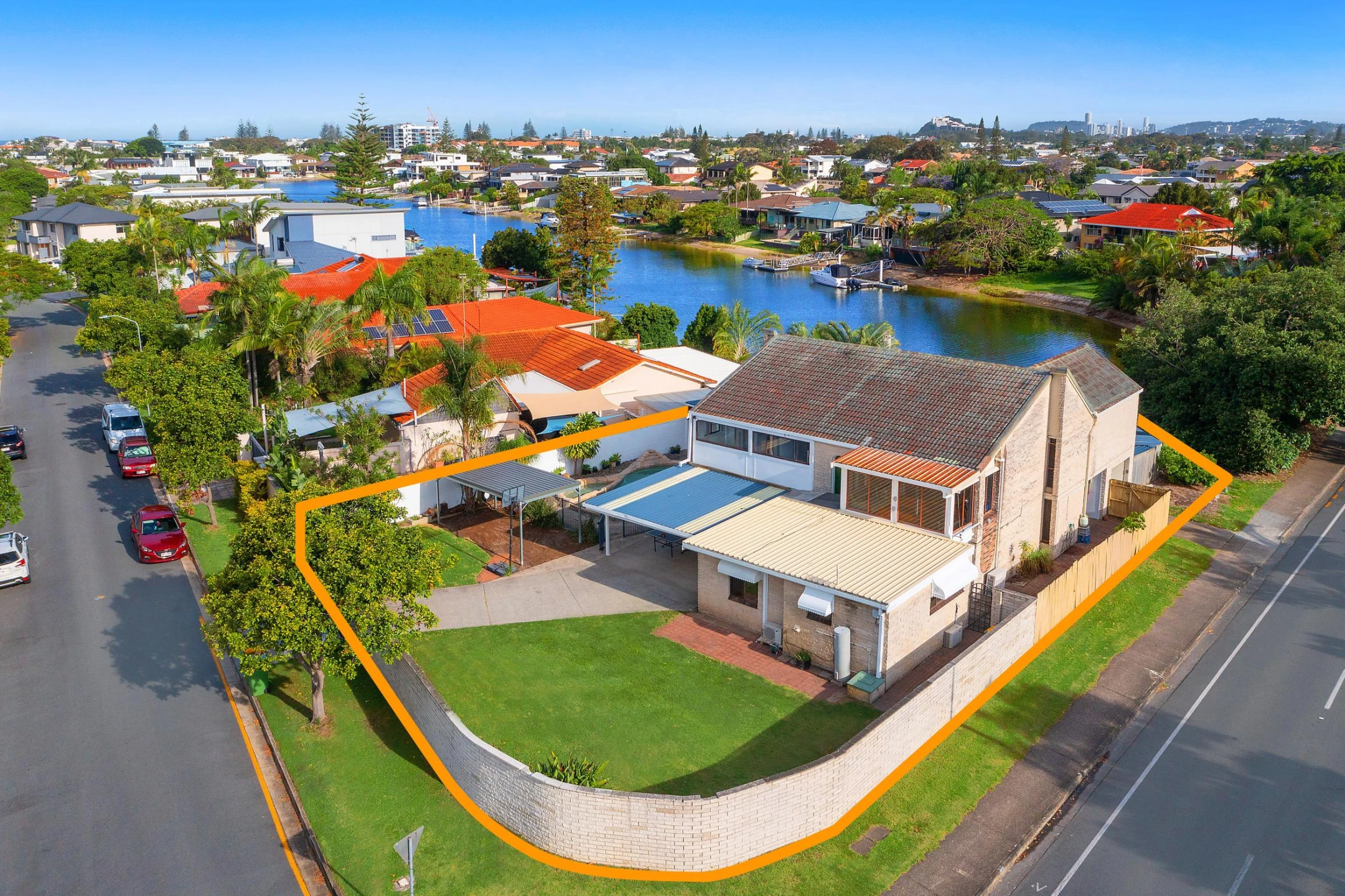 1 Gretel Drive, Mermaid Waters QLD 4218, Mermaid Waters - Thumbnail 6