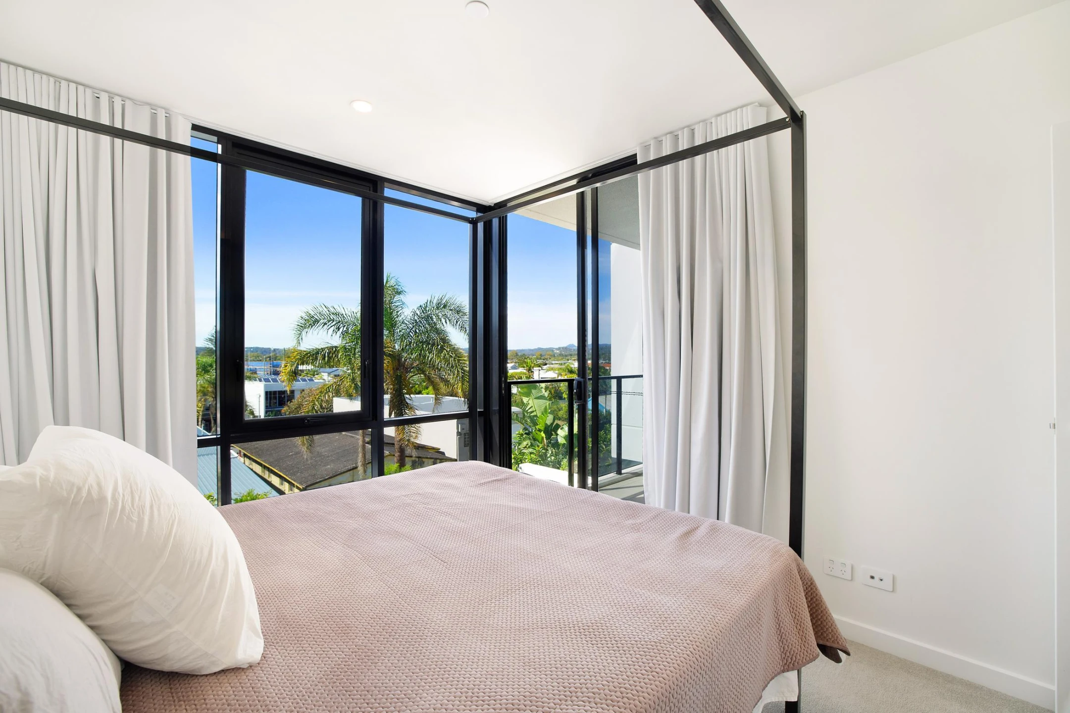 305 / 16-18 Seventh Avenue, Palm Beach QLD 4221, Palm Beach - Thumbnail 6