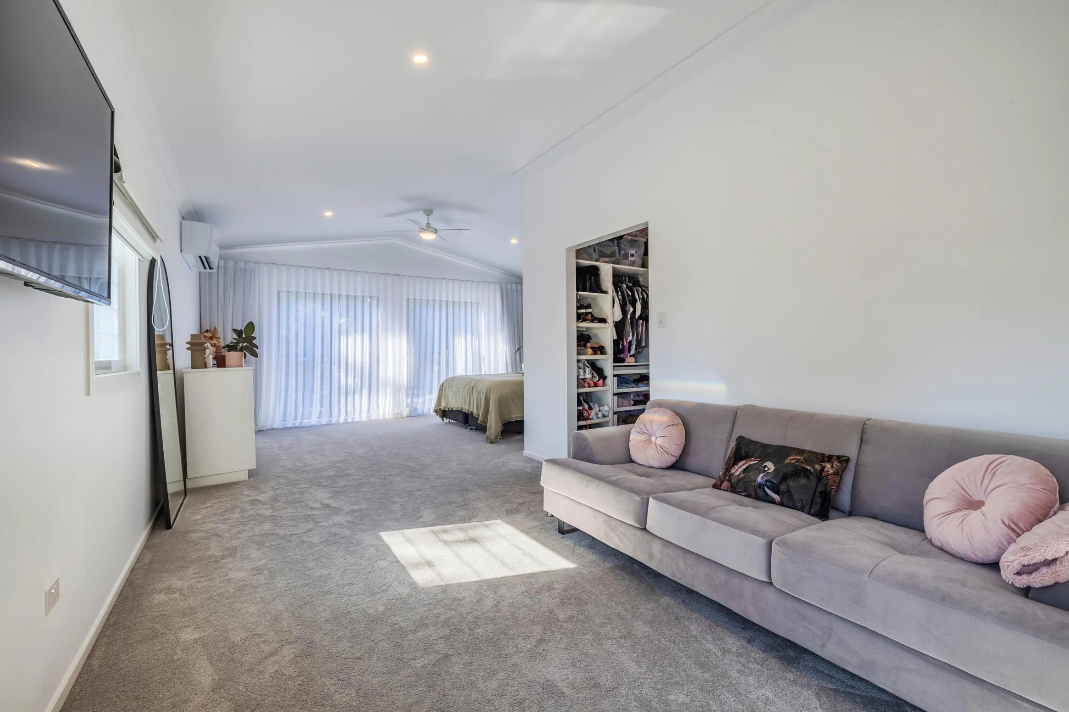150 Barrier Reef Drive, Mermaid Waters QLD 4218, Mermaid Waters - Thumbnail 8