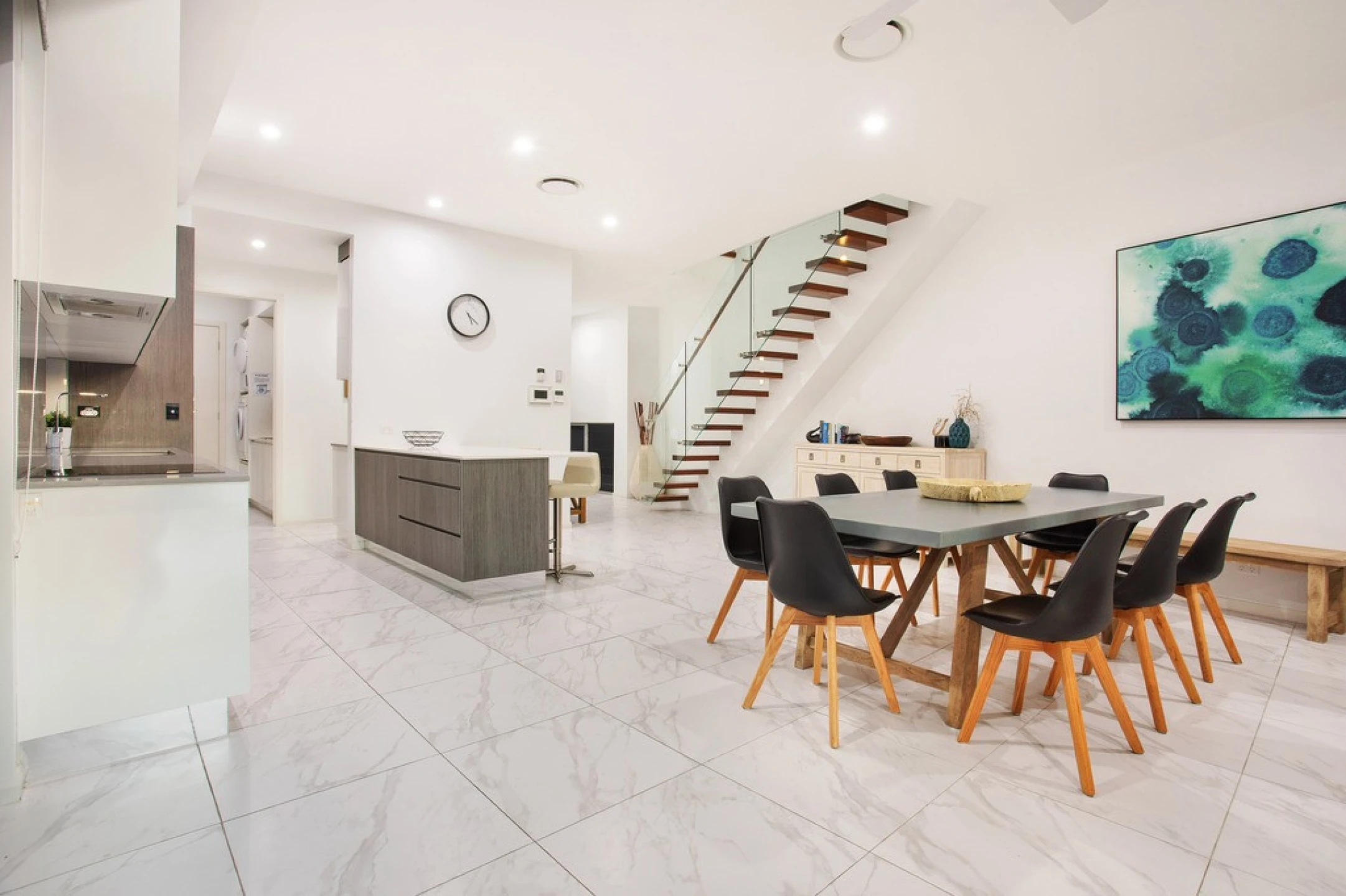2 / 49 Sunshine Boulevard, Broadbeach Waters QLD 4218, Broadbeach Waters - Thumbnail 3