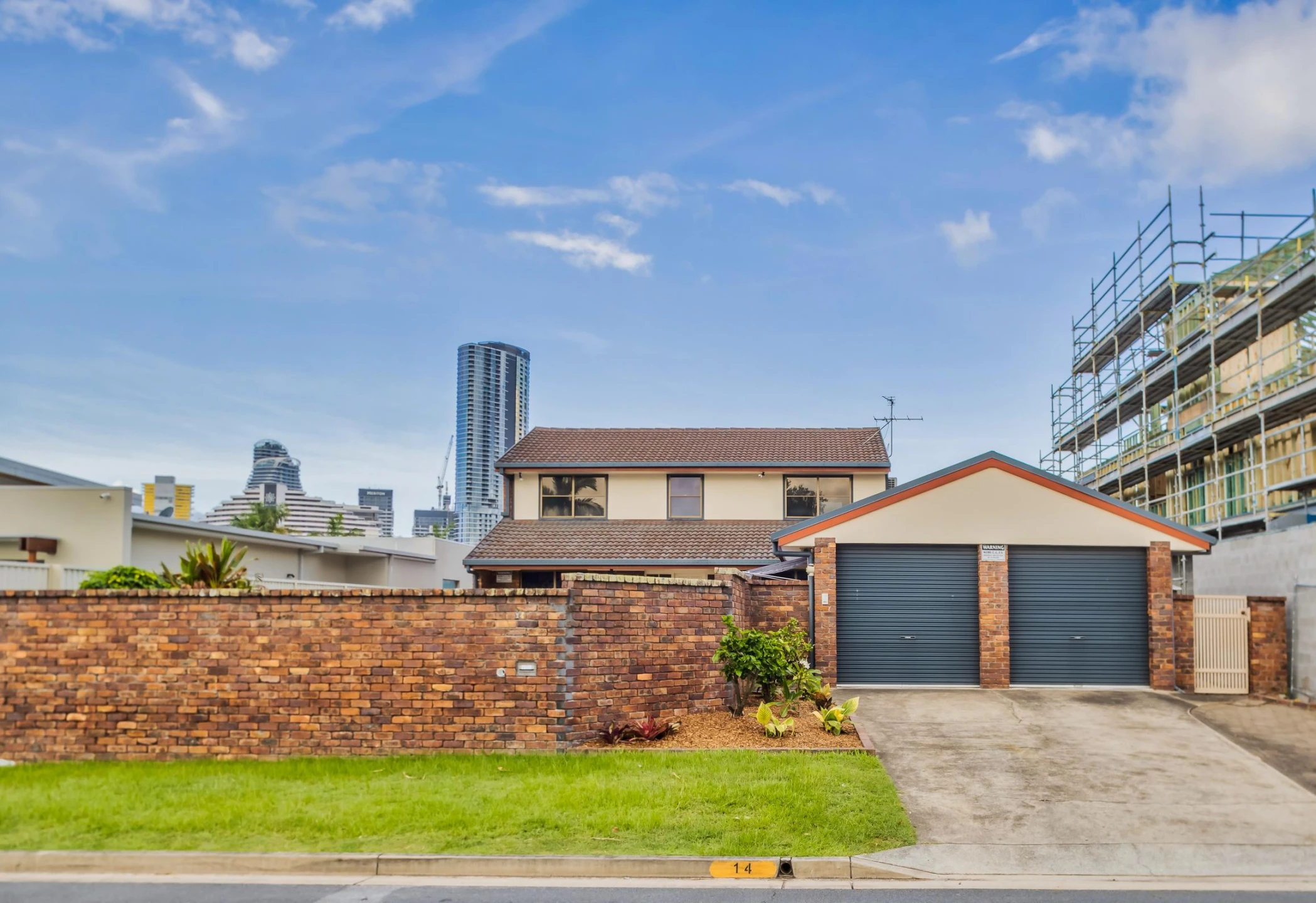 14 Maureen Court, Broadbeach Waters QLD 4218, Broadbeach Waters - Thumbnail 8