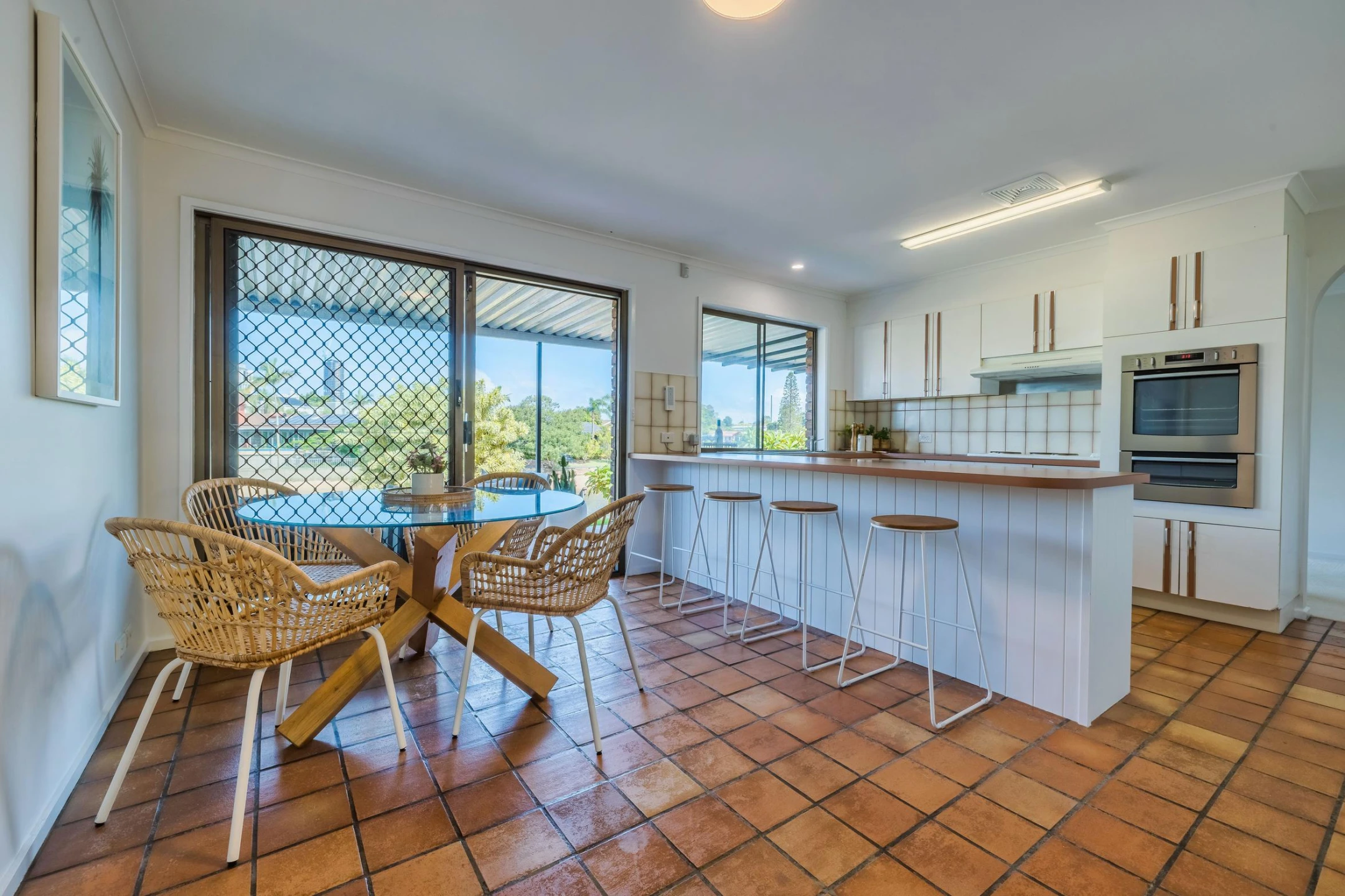 14 Maureen Court, Broadbeach Waters QLD 4218, Broadbeach Waters - Thumbnail 4