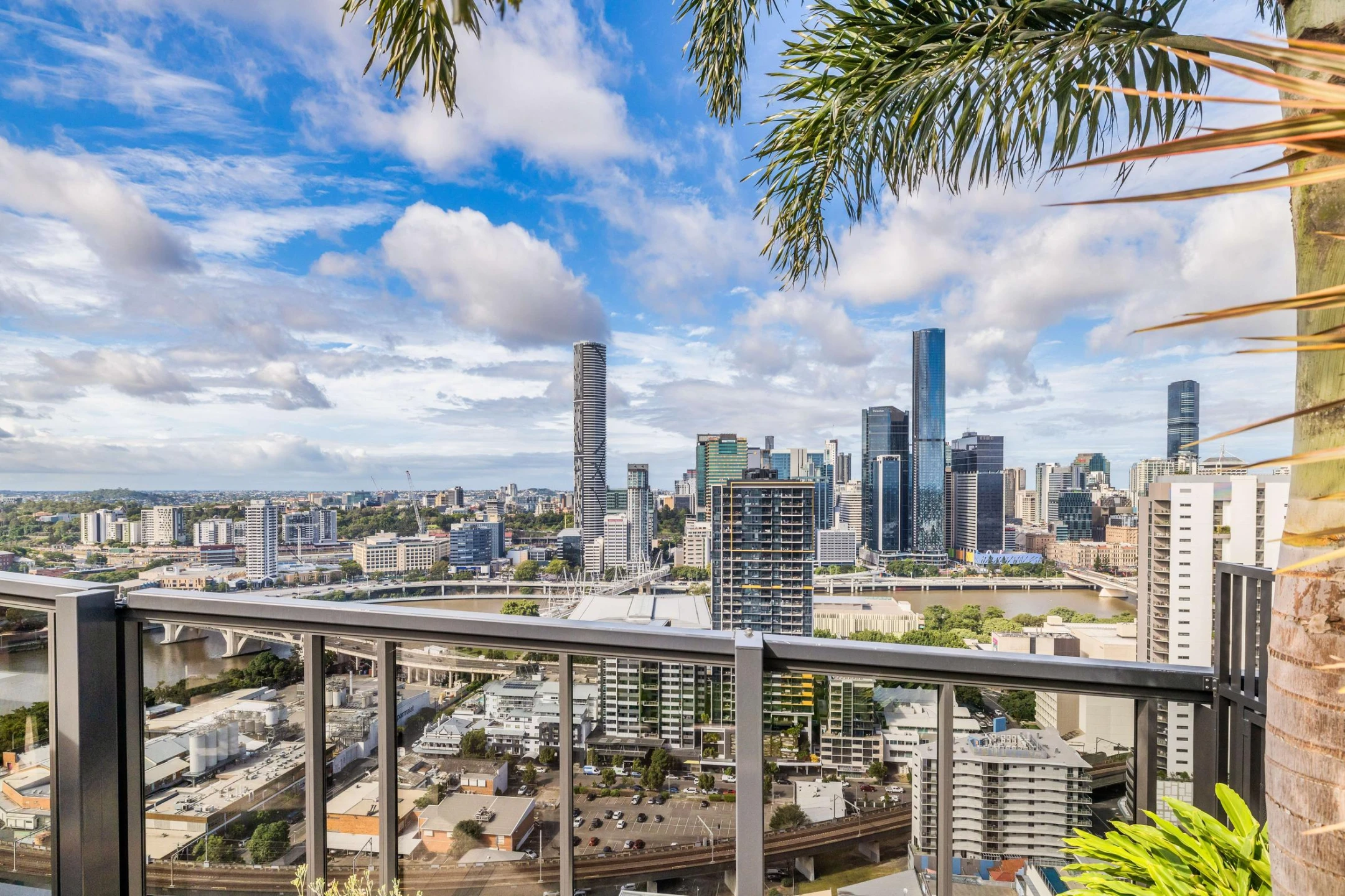 33003 / 1 Cordelia Street, South Brisbane QLD 4101, South Brisbane - Thumbnail 3