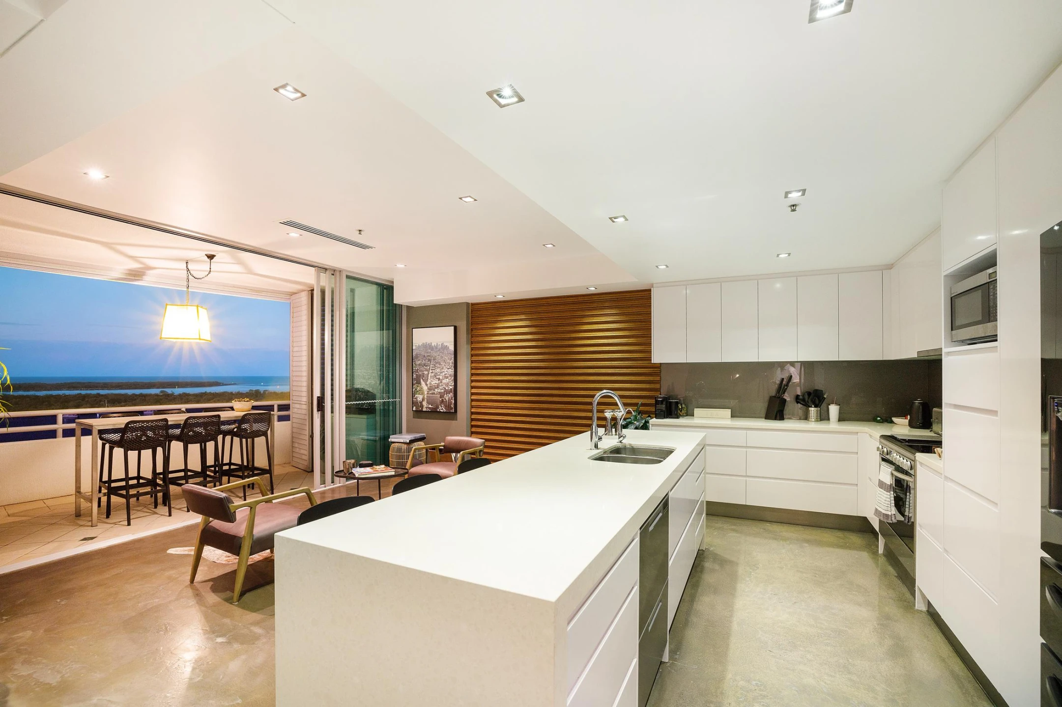 1401 / 360 Marine Parade, Labrador QLD 4215, Labrador - Thumbnail 8