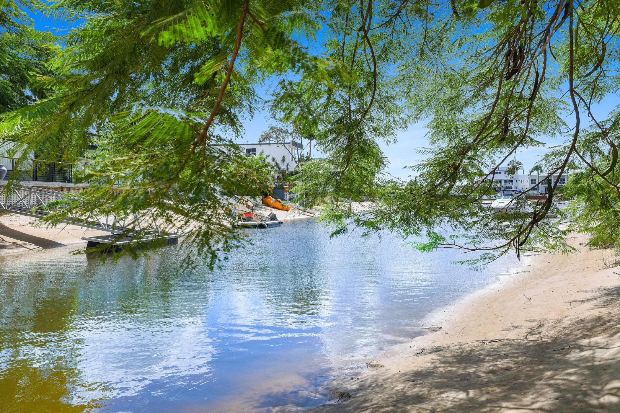 1 Crest View Key, Broadbeach Waters QLD 4218, Broadbeach Waters - Thumbnail 2