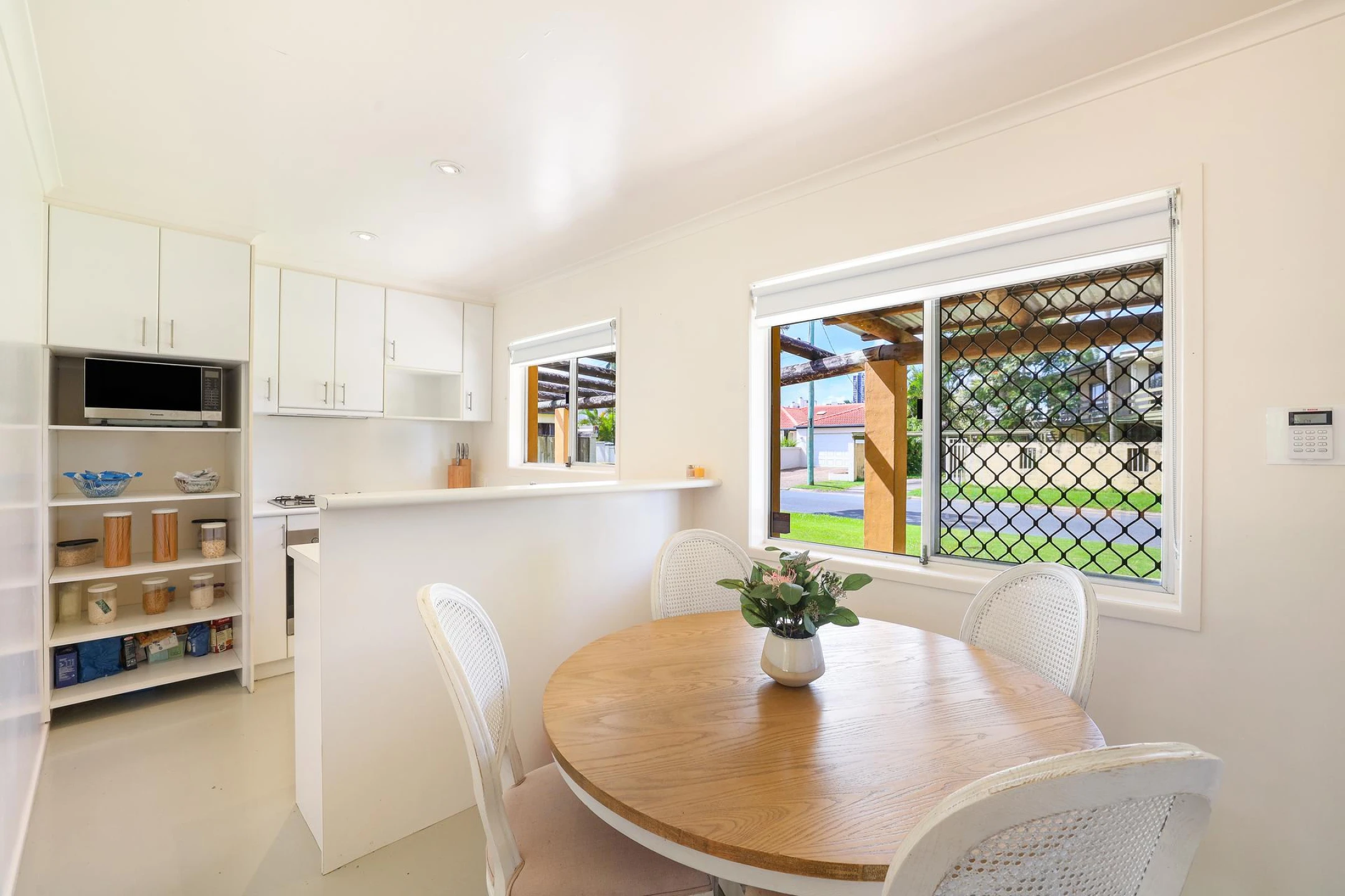 1 Crest View Key, Broadbeach Waters QLD 4218, Broadbeach Waters - Thumbnail 8