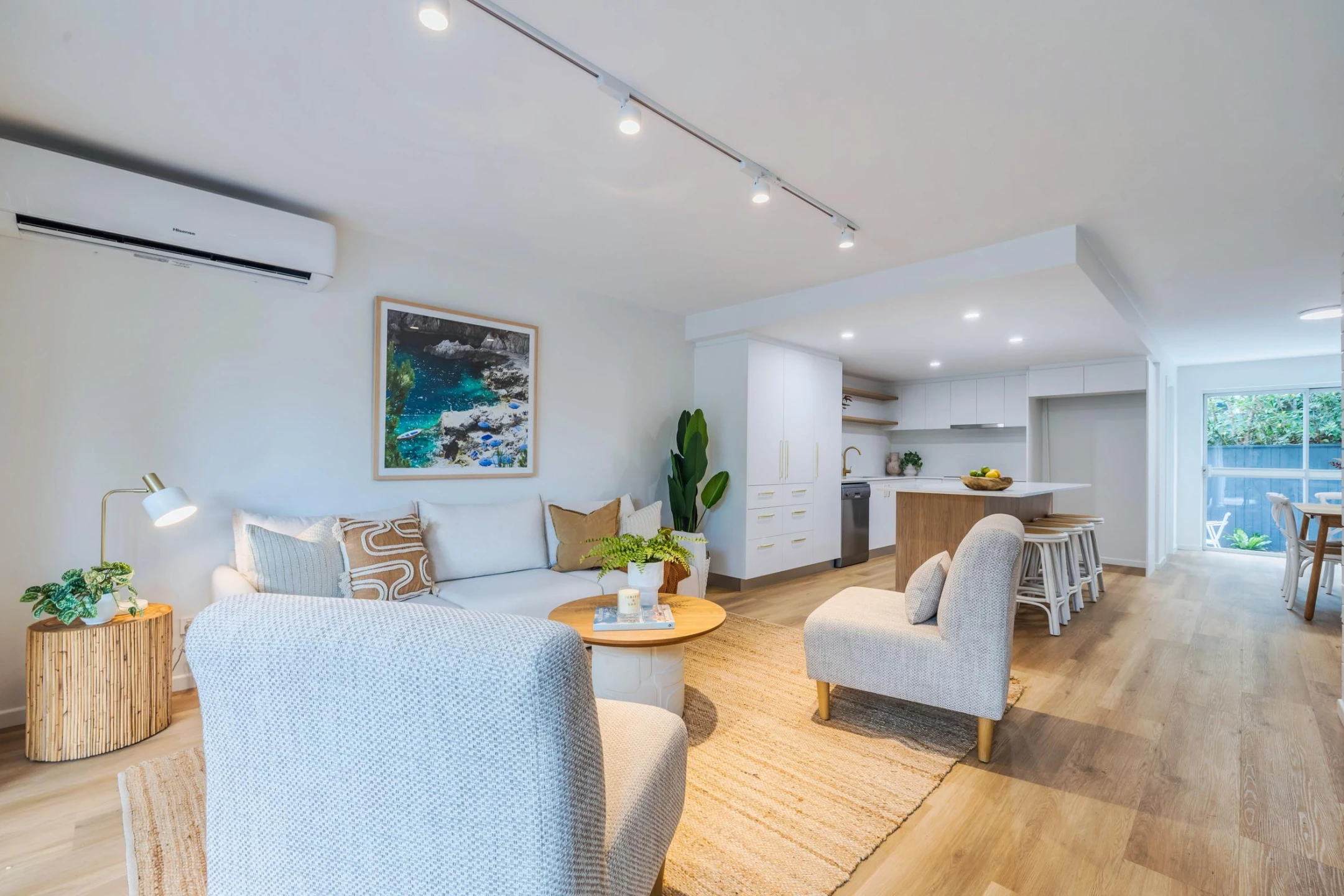 3 / 15 Sonia Street, Mermaid Waters QLD 4218, Mermaid Waters - Thumbnail 2
