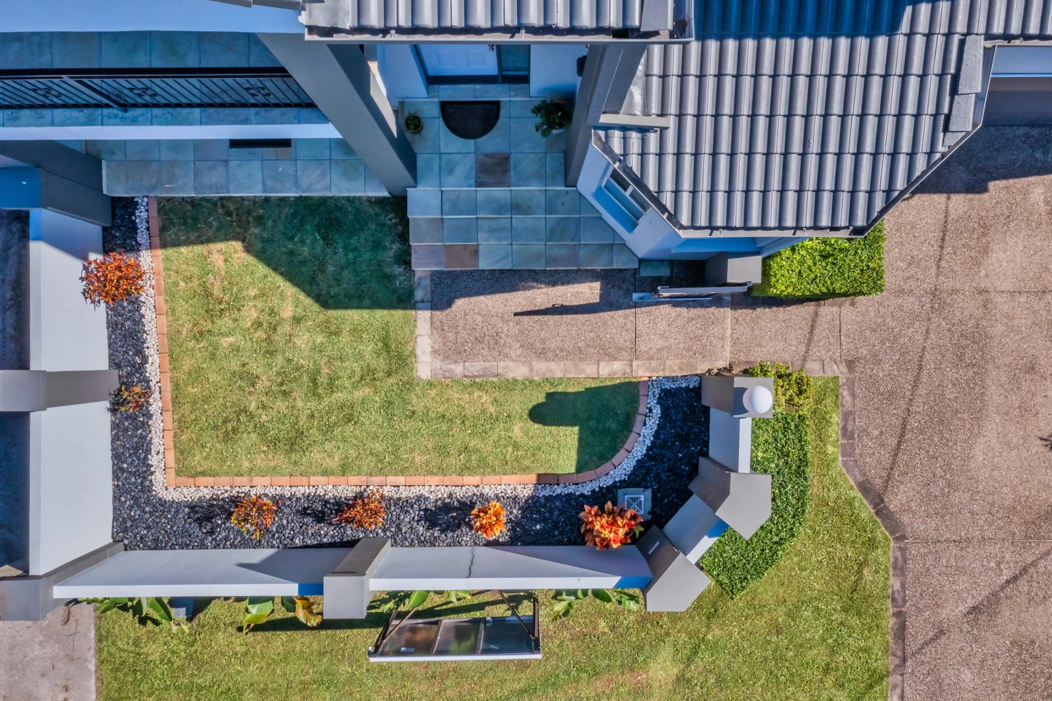 2 / 2 Sandown Avenue, Benowa QLD 4217, Benowa - Thumbnail 5