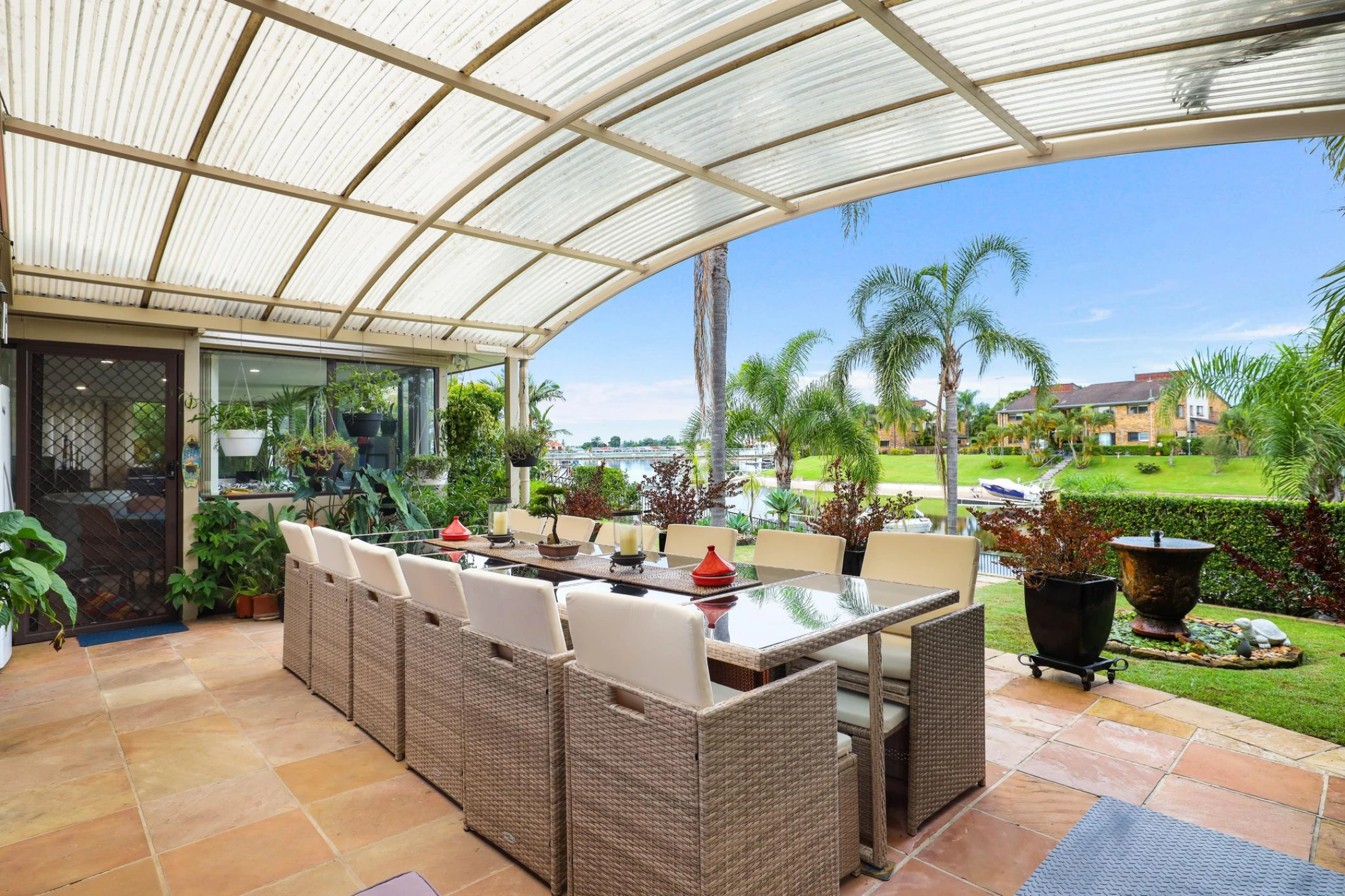 82 Hooker Boulevard, Mermaid Waters QLD 4218, Mermaid Waters - Thumbnail 4