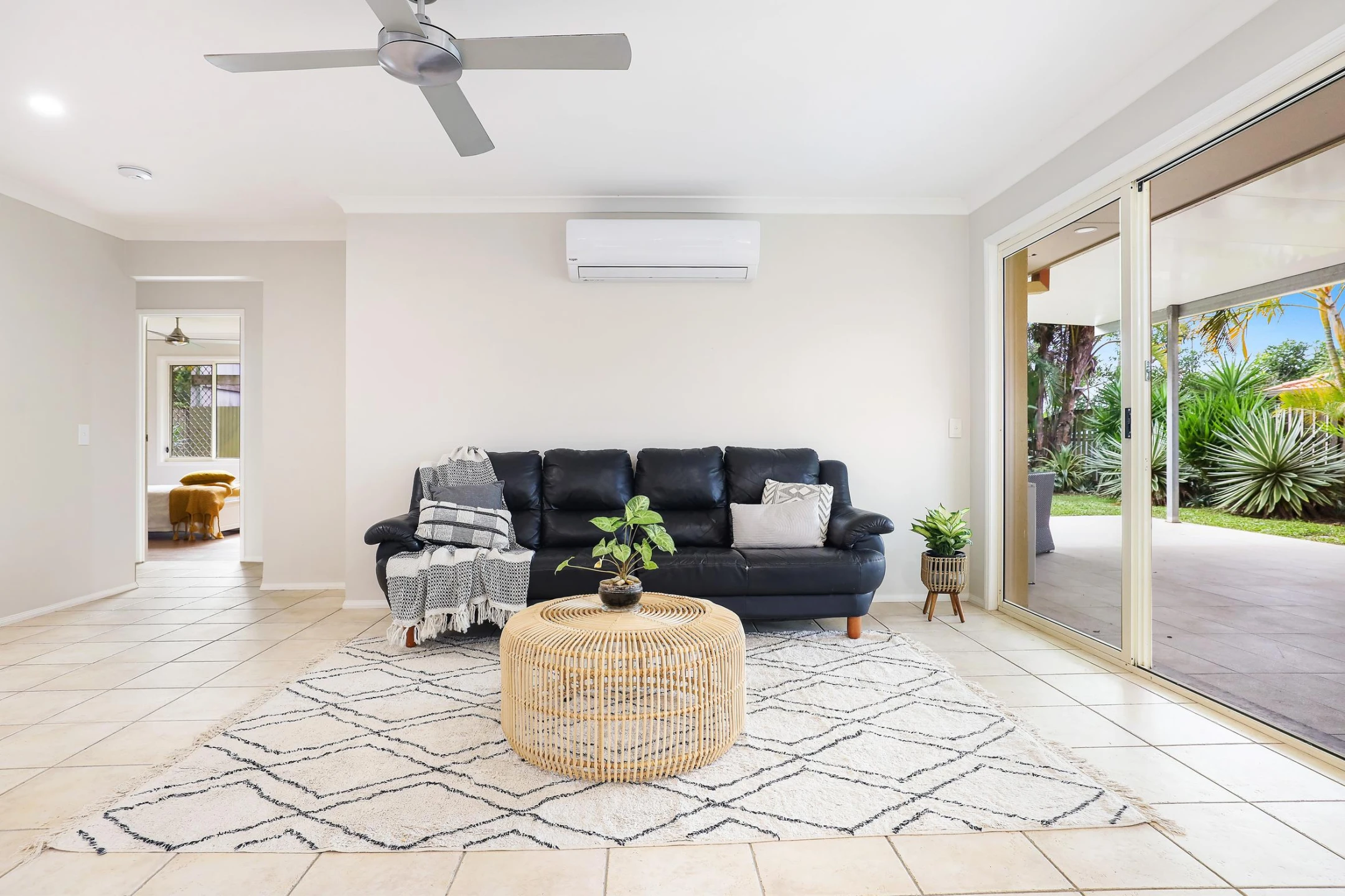 9 Mackellar Rise, Maudsland QLD 4210, Maudsland - Thumbnail 4