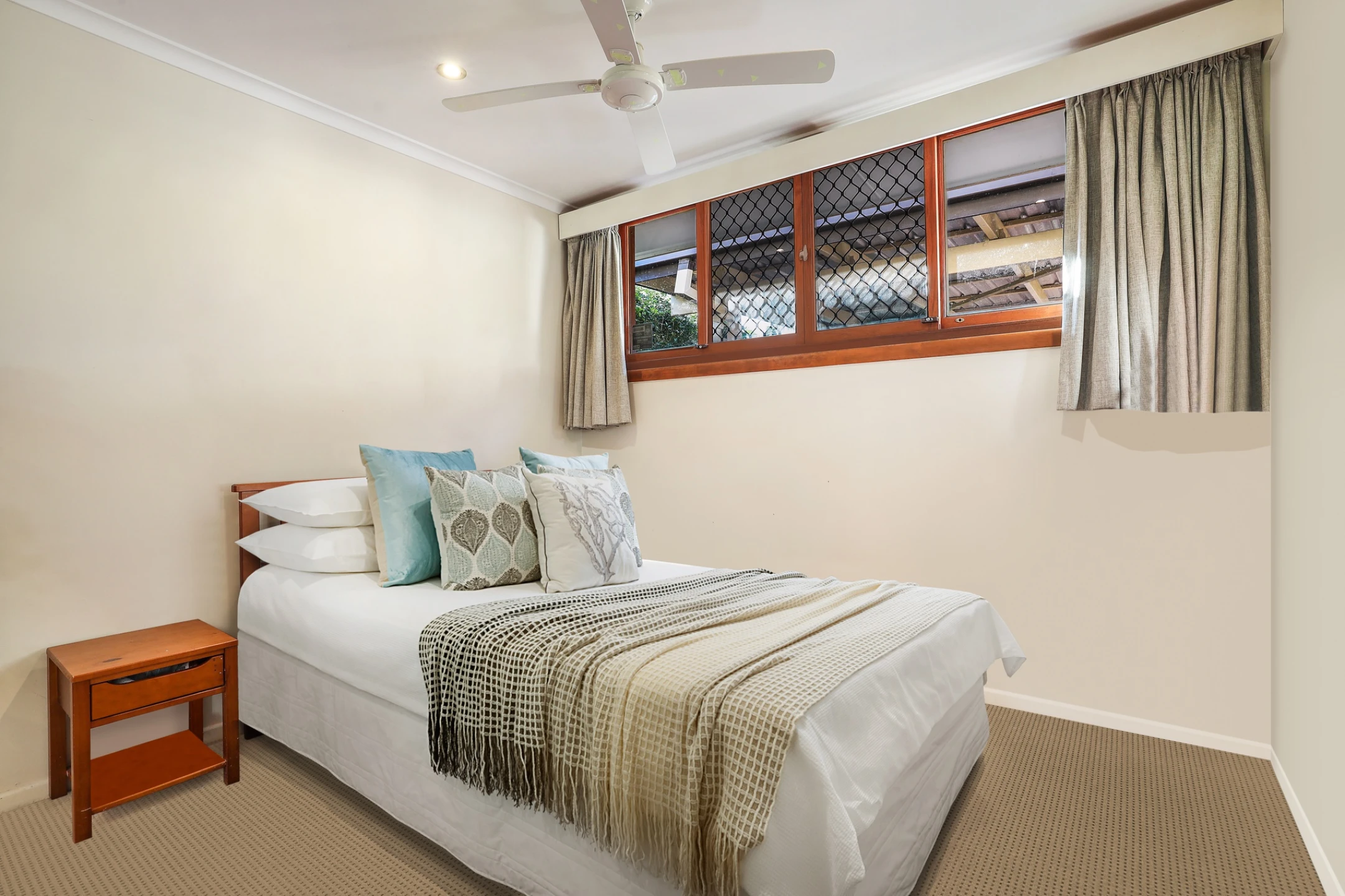 2 Cristobel Court, Broadbeach Waters QLD 4218, Broadbeach Waters - Thumbnail 8