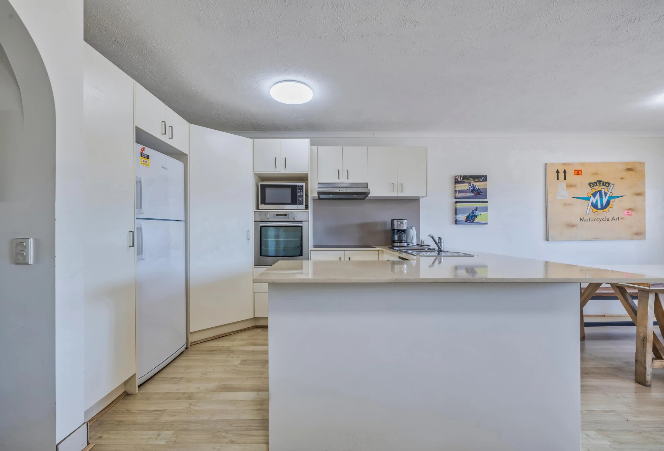 3 / 61-63 Hooker Boulevard, Broadbeach Waters QLD 4218, Broadbeach Waters - Thumbnail 5