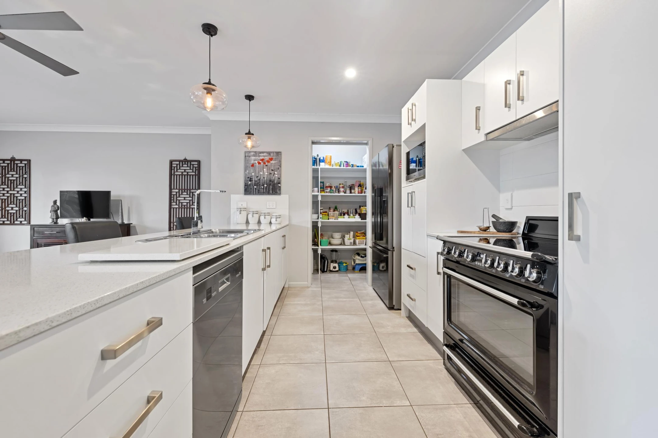 16B High Ridge Road, Gaven QLD 4211, Gaven - Thumbnail 8