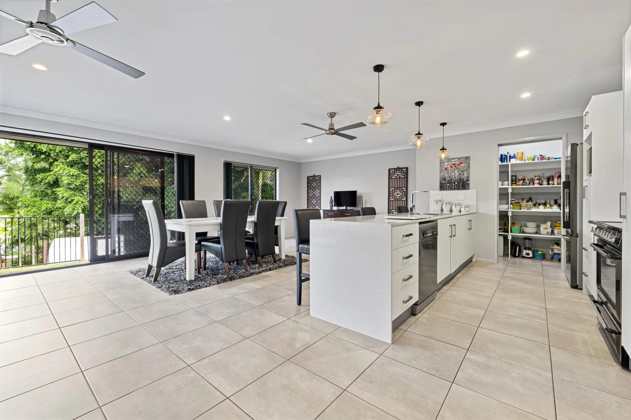 16B High Ridge Road, Gaven QLD 4211, Gaven - Thumbnail 7