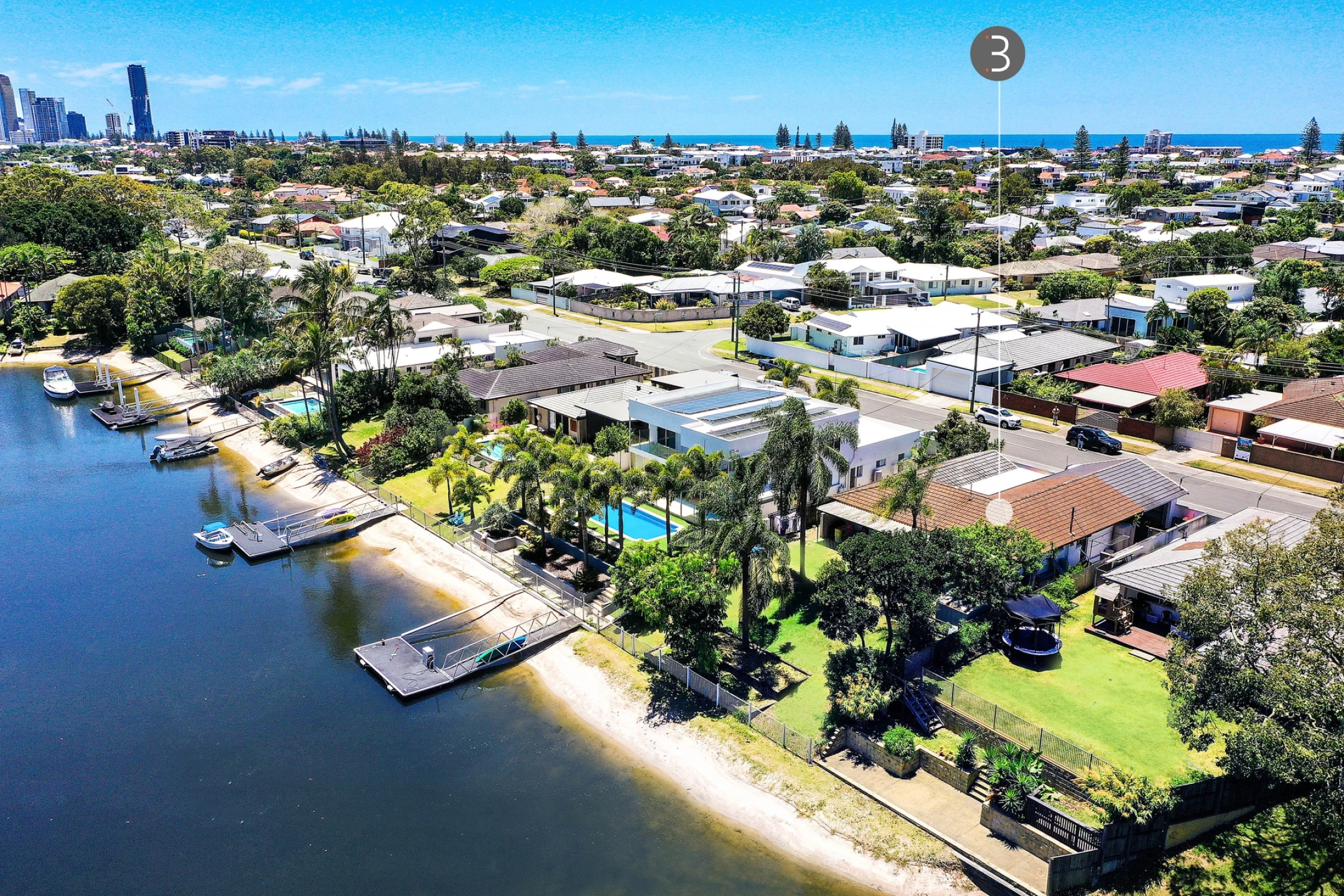 42 Alec Avenue, Mermaid Waters QLD 4218, Mermaid Waters - Thumbnail 3
