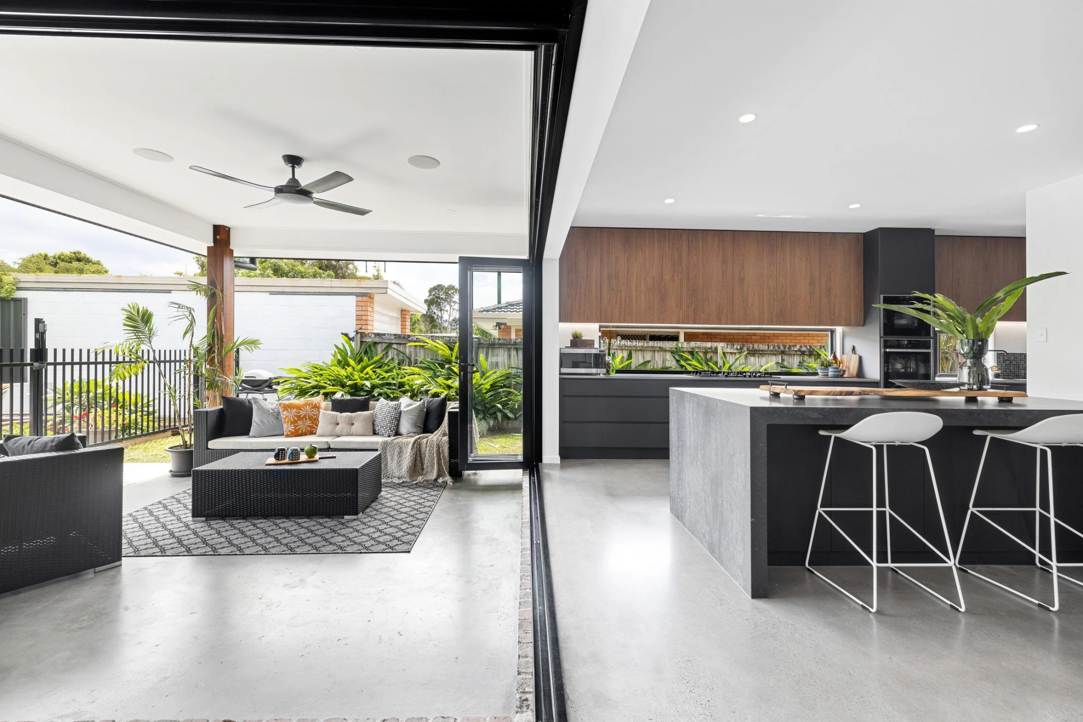 9 Moonah Avenue, Southport QLD 4215, Southport - Thumbnail 7