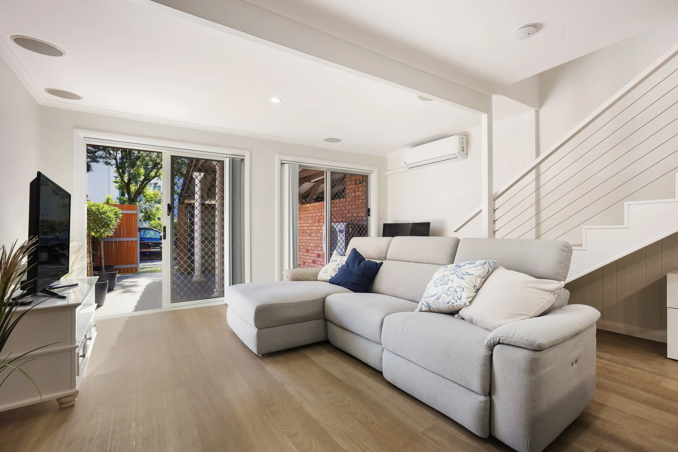 5 / 9 Eady Avenue, Broadbeach Waters QLD 4218, Broadbeach Waters - Thumbnail 4