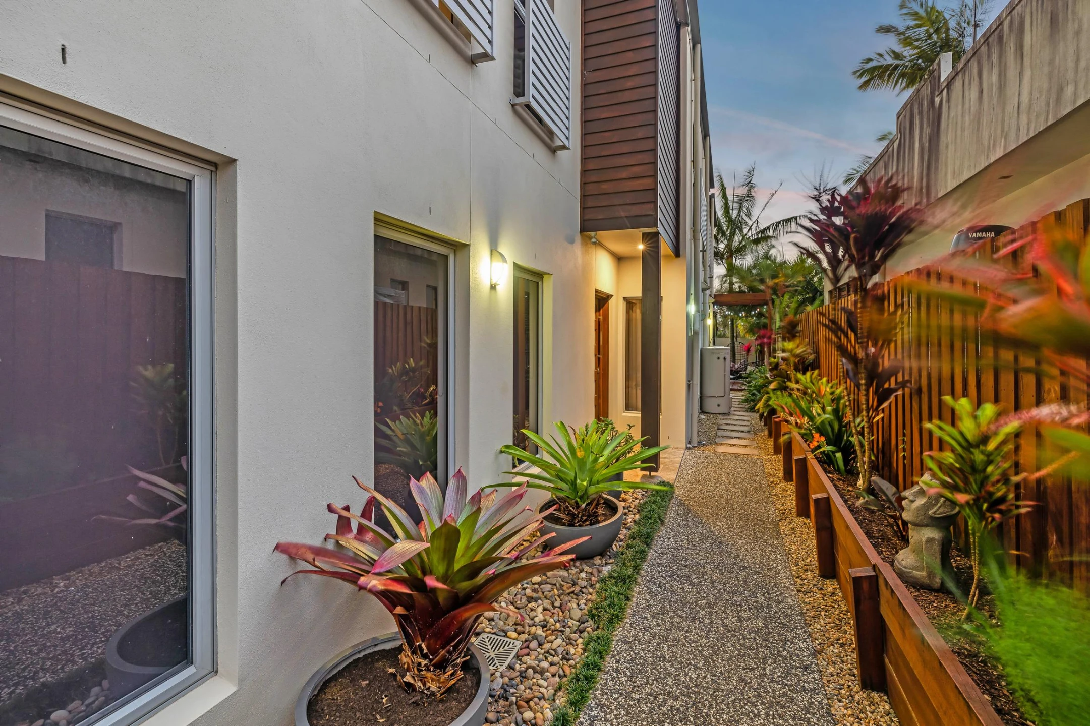 2 / 59 Heeb Street, Bundall QLD 4217, Bundall - Thumbnail 3