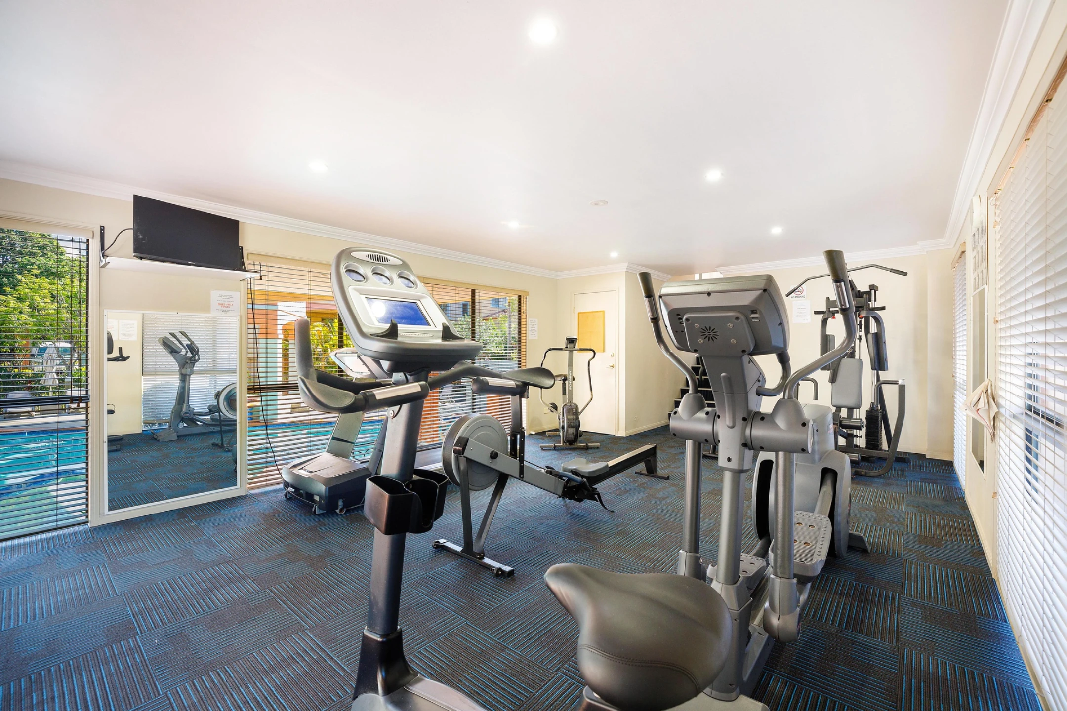 90 / 20 Fairway Drive, Clear Island Waters QLD 4226, Clear Island Waters - Thumbnail 3