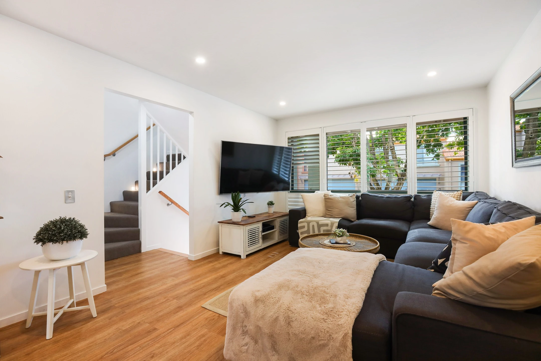 90 / 20 Fairway Drive, Clear Island Waters QLD 4226, Clear Island Waters - Thumbnail 4
