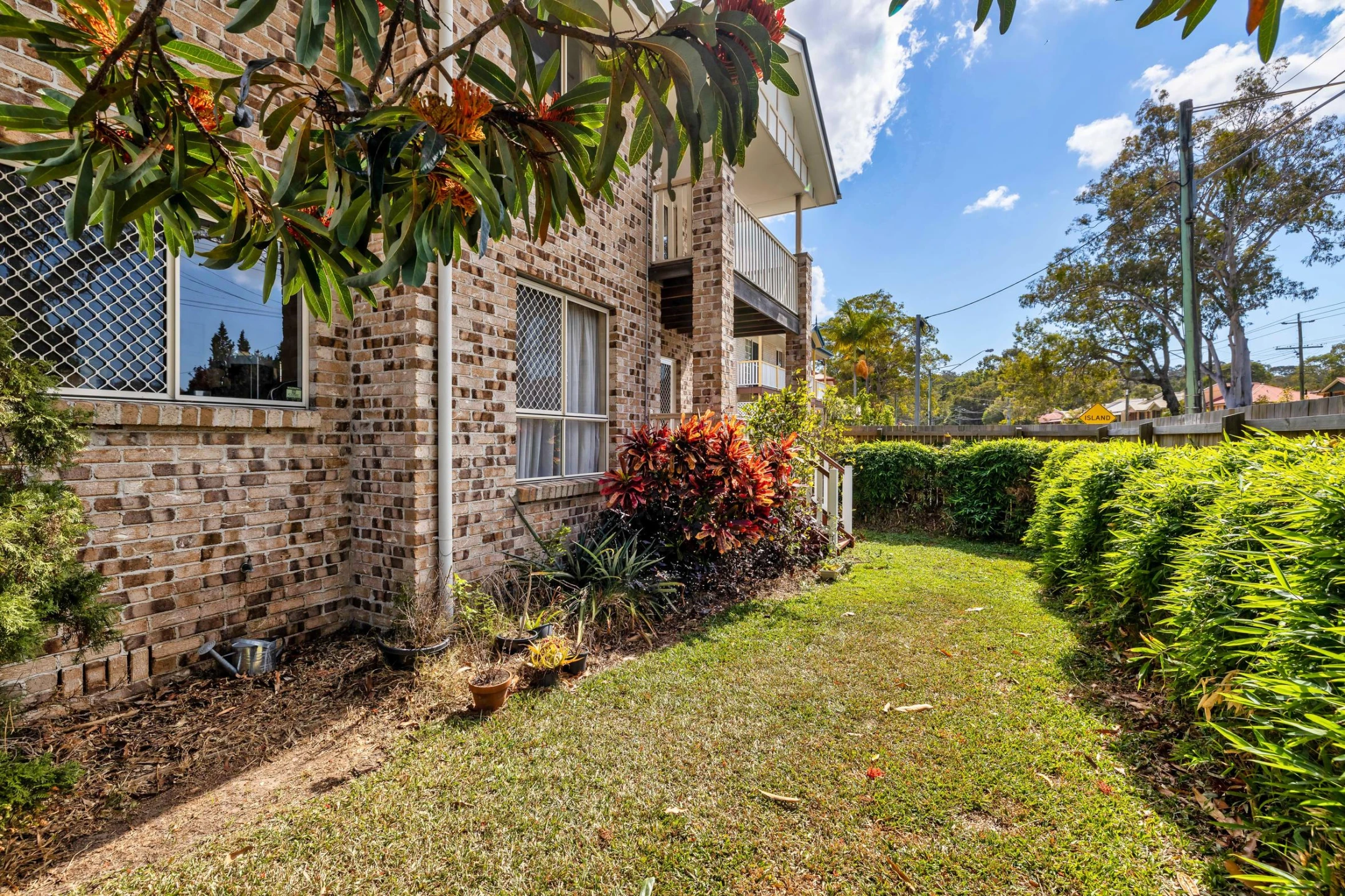 1 / 31 Tallebudgera Creek Road, Burleigh Heads QLD 4220, Burleigh Heads - Thumbnail 3