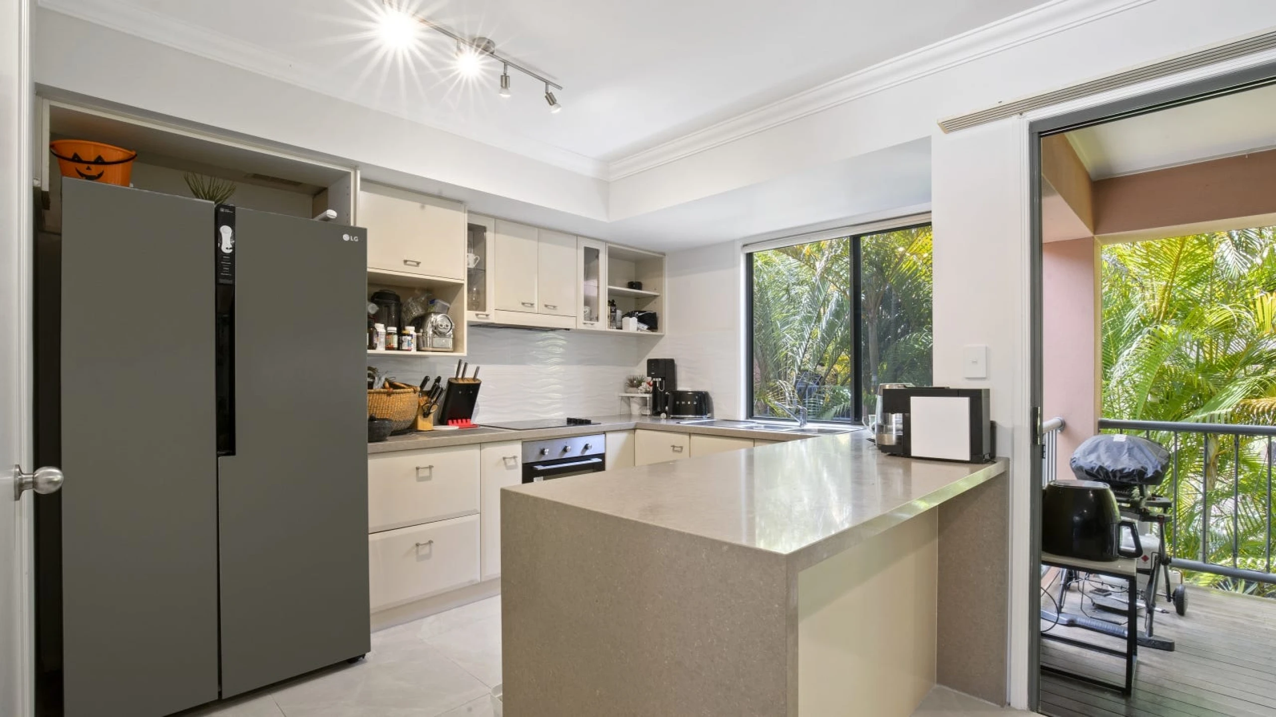 79 / 20 Fairway Drive, Clear Island Waters QLD 4226, Clear Island Waters - Thumbnail 4