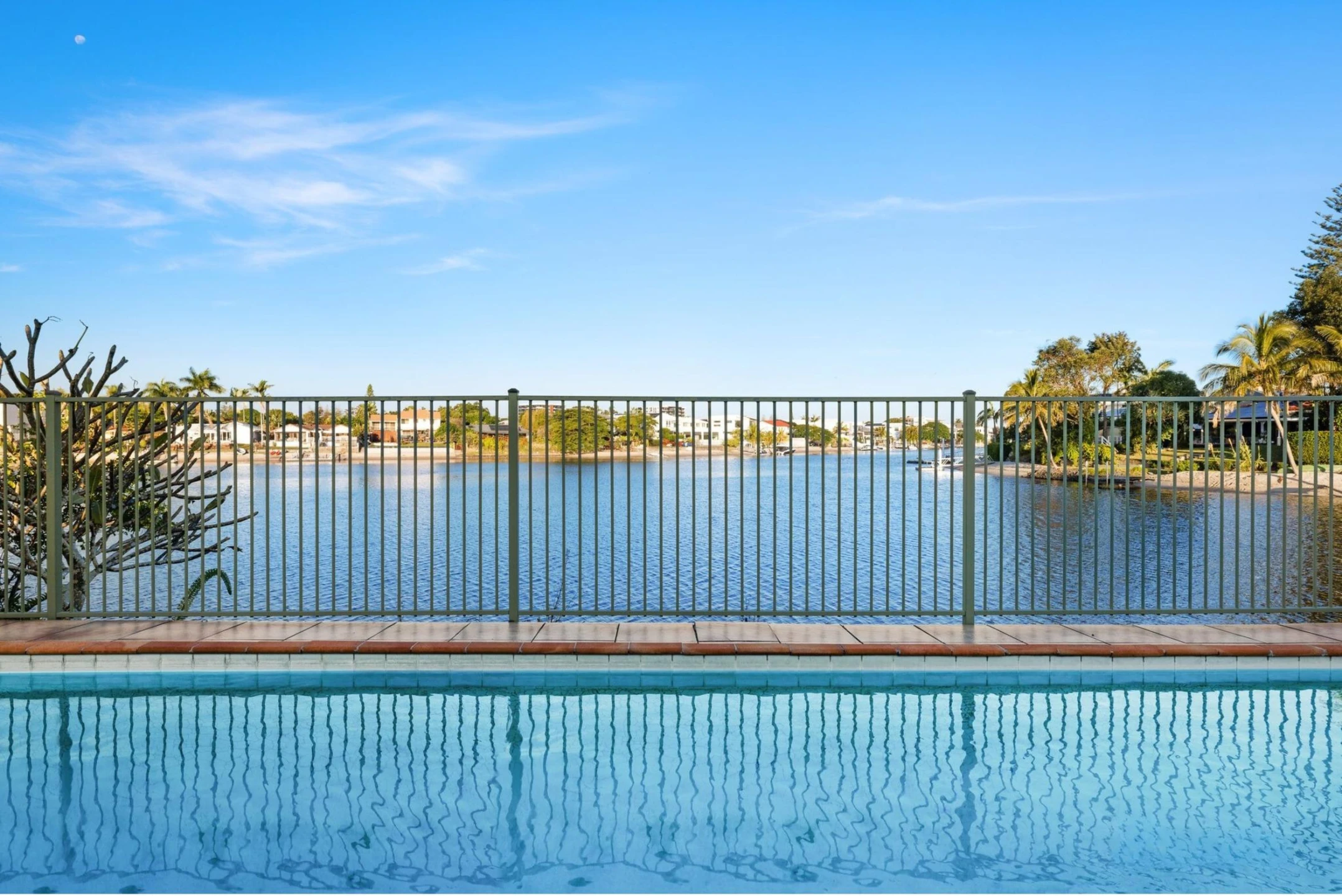 5 Vevey Street, Mermaid Waters QLD 4218, Mermaid Waters - Thumbnail 5