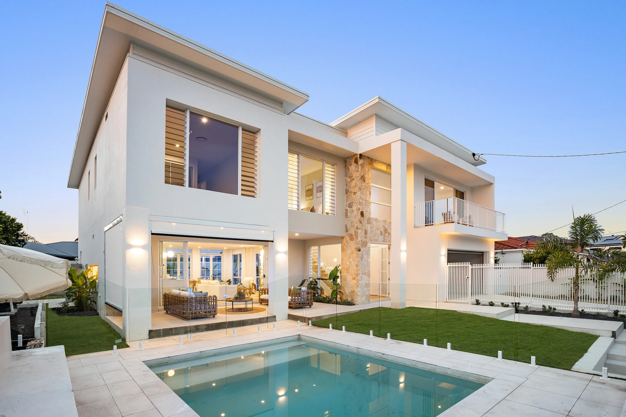 14 Poinciana Crescent, Bundall QLD 4217, Bundall - Thumbnail 4