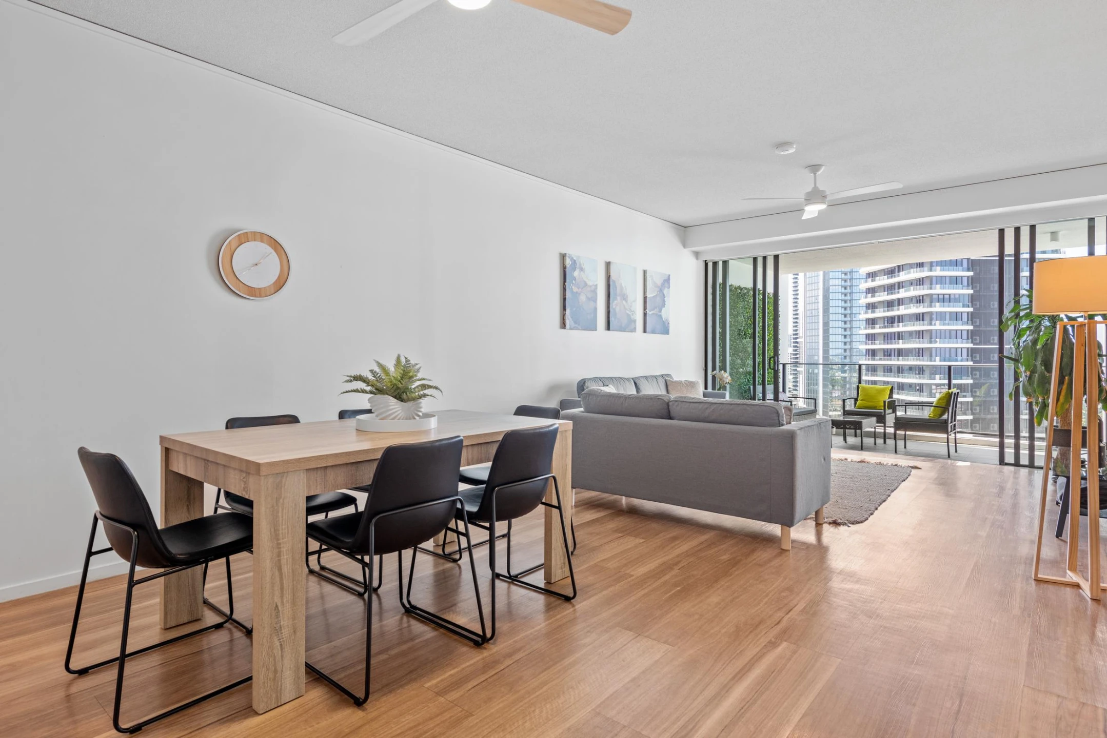 1604 / 22 Surf Parade, Broadbeach QLD 4218, Broadbeach - Thumbnail 4