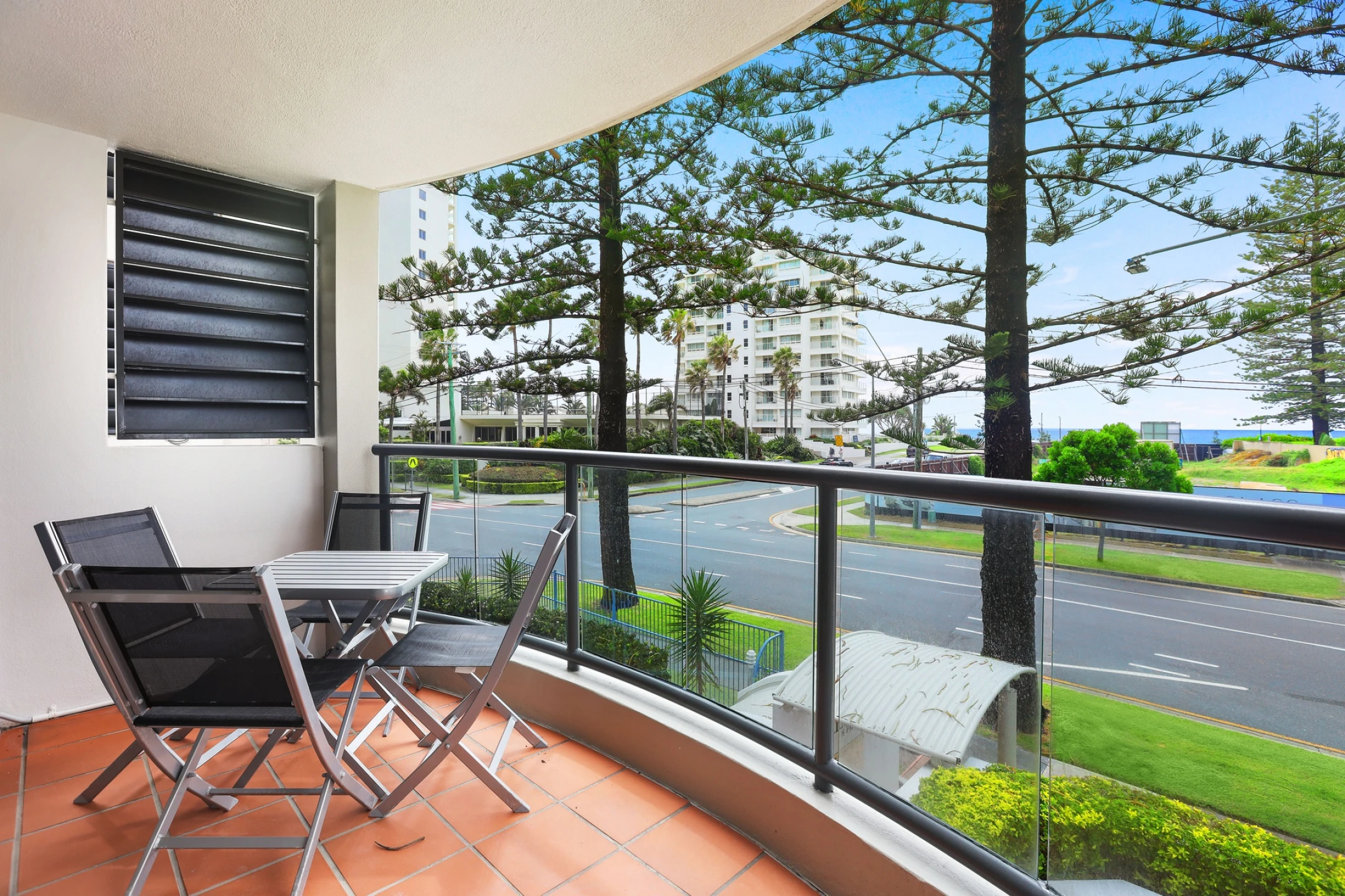 3 / 6 First Avenue, Broadbeach QLD 4218, Broadbeach - Thumbnail 6