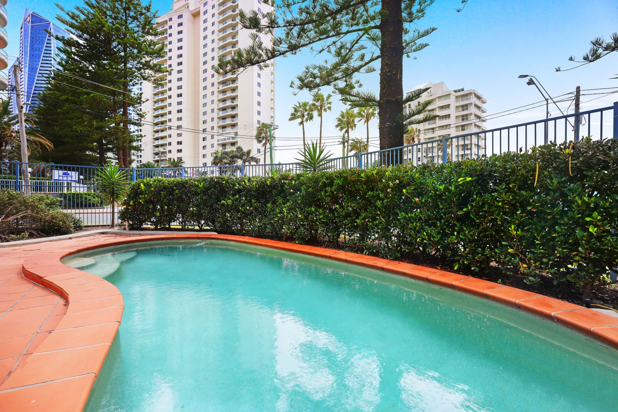 3 / 6 First Avenue, Broadbeach QLD 4218, Broadbeach - Thumbnail 2