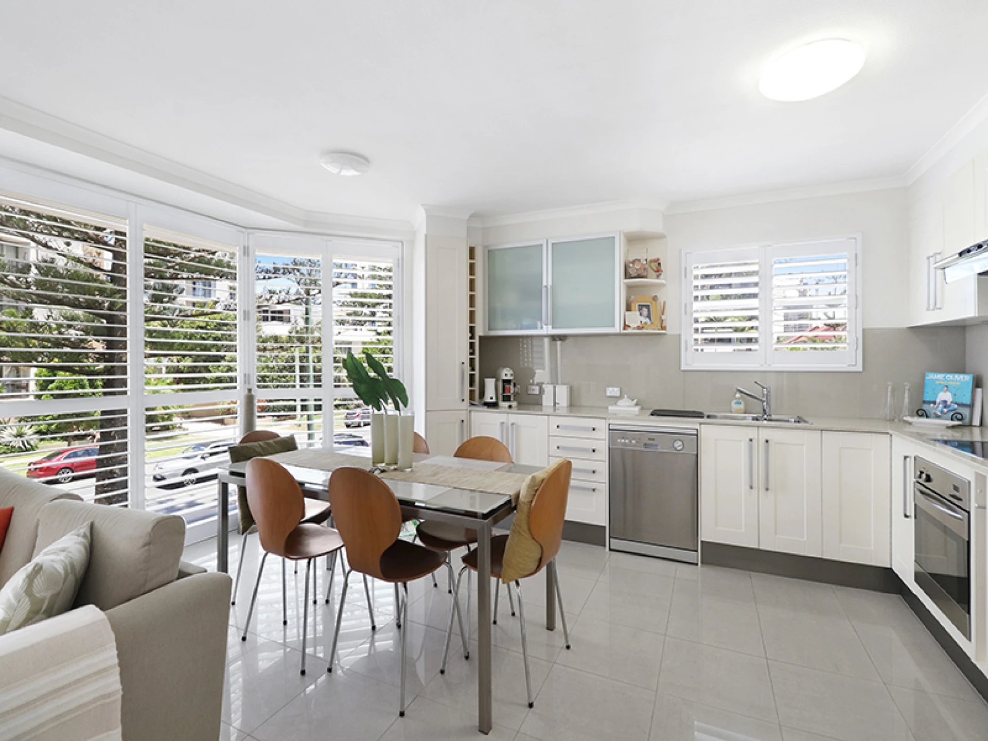 3 / 6 First Avenue, Broadbeach QLD 4218, Broadbeach - Thumbnail 8