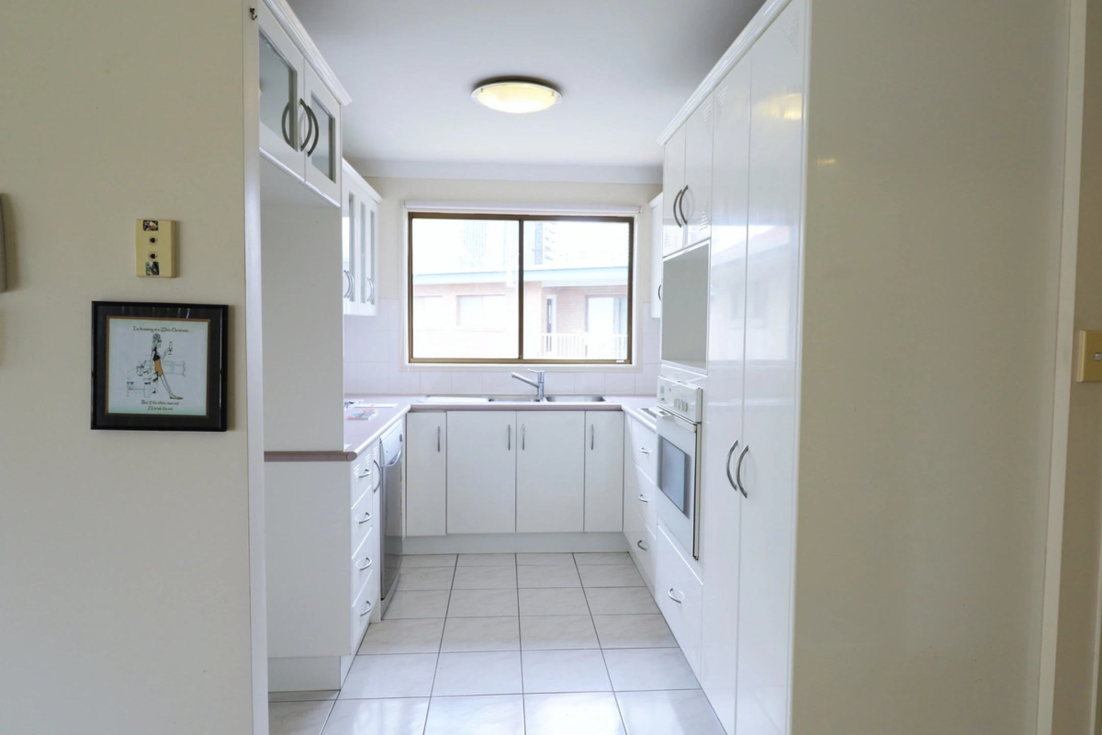 14 / 5 Old Burleigh Road, Surfers Paradise QLD 4217, Surfers Paradise - Thumbnail 7