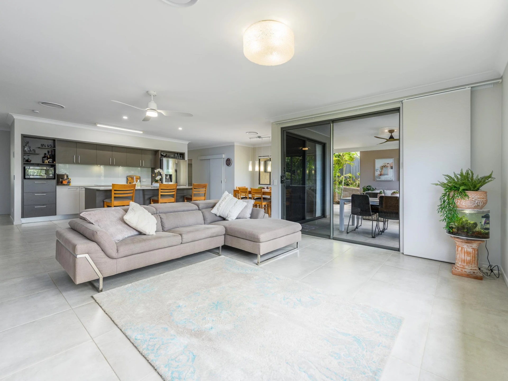 6 Middleham Fairway, Maudsland QLD 4210, Maudsland - Thumbnail 8