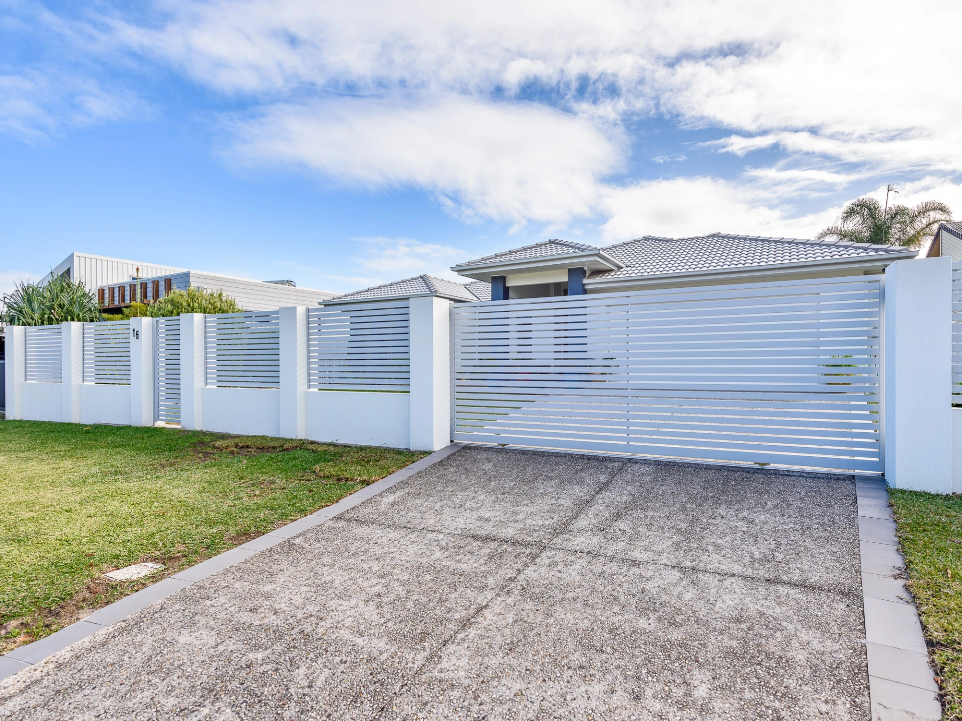 16 Erave Avenue, Runaway Bay QLD 4216, Runaway Bay - Thumbnail 2