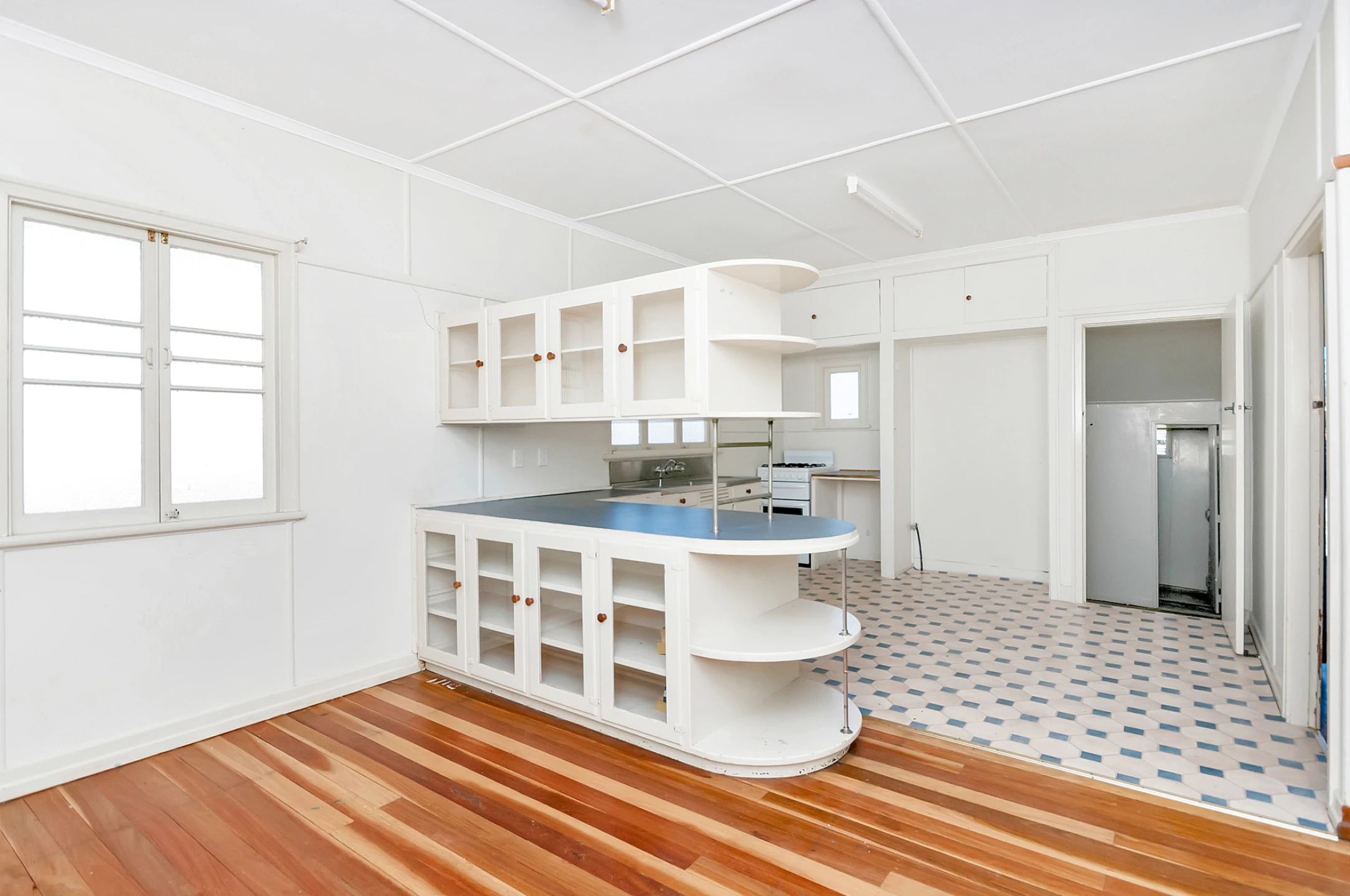 29 Macquarie Street, Silkstone QLD 4304, Silkstone - Thumbnail 6