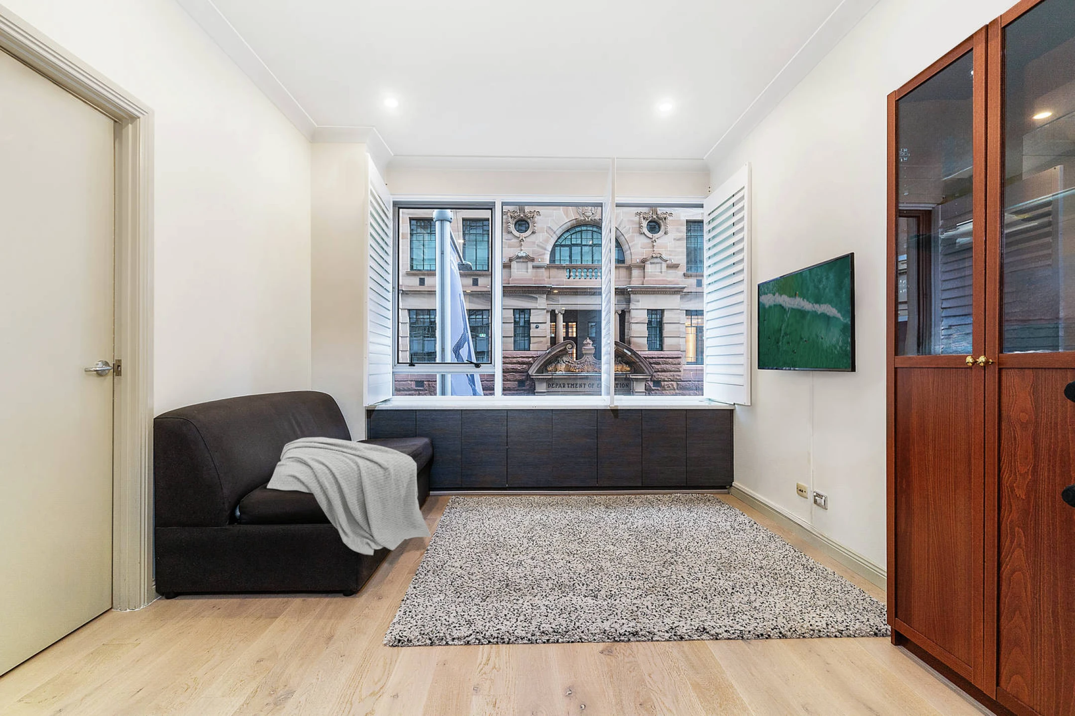 Property enquiry form background image
